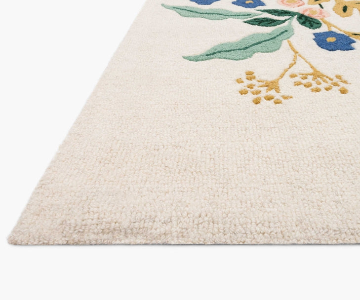 Les Fleurs Floral Vines Ivory WoolHooked Rug, 16" x 1'6" Square