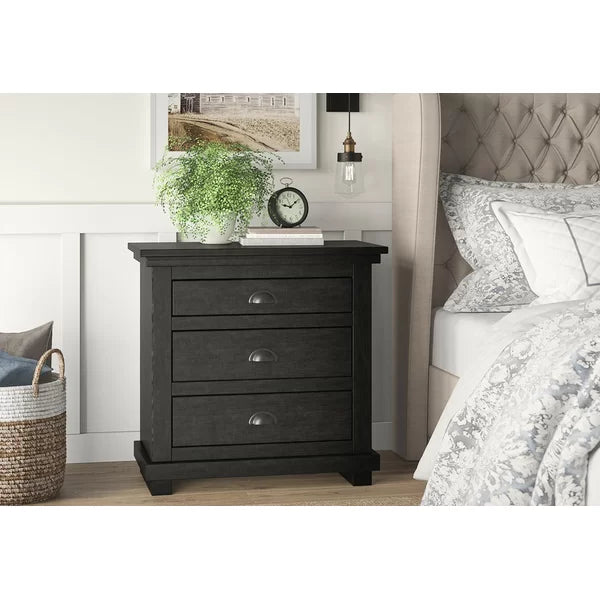 Lockridge 31'' Tall 3 Drawer Bachelor's Chest Salvage & Co Indy