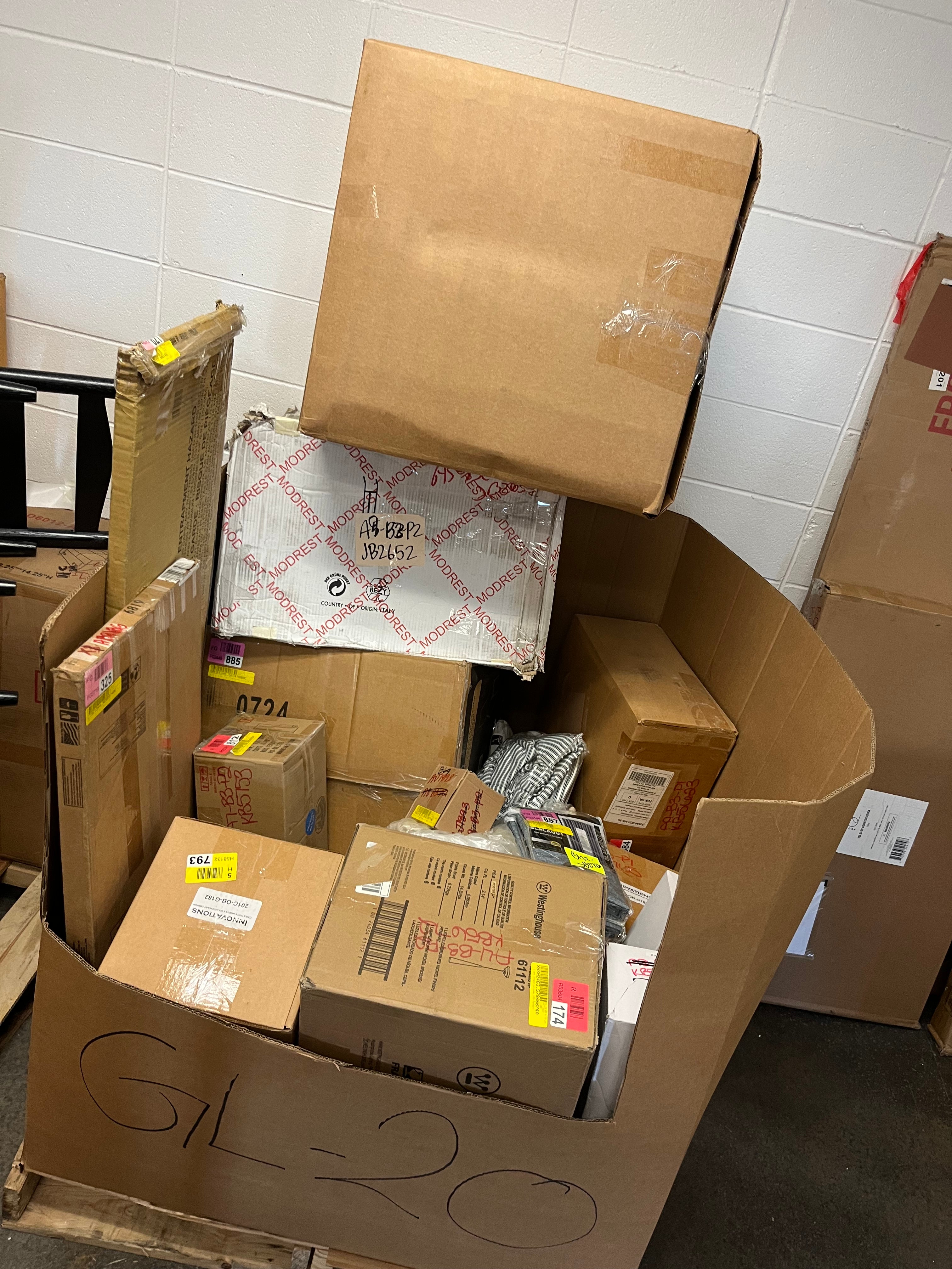 62 piece Liquidation Lot, 2 pallets