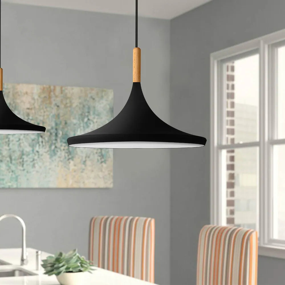 1-Light Black Pendant Ceiling Light Industrial Farmhouse Modern Pendant Light with Metal Shade