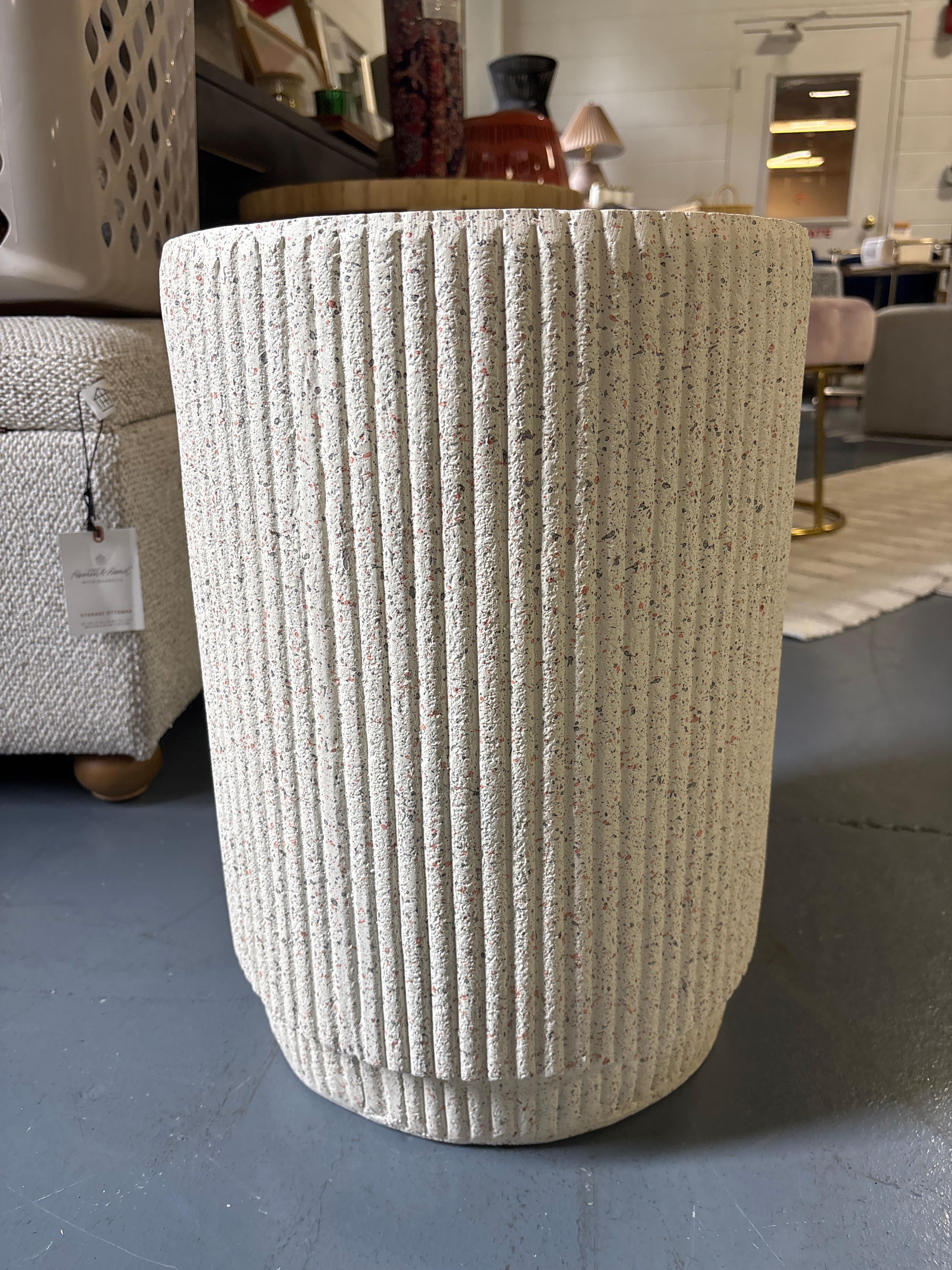 17" Ivory White Cement Round Patio End Table SHOWROOM ITEM