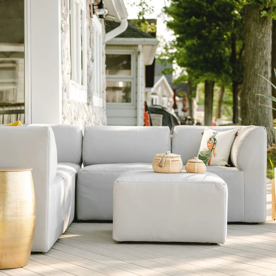 Big Joe Patio 5 Piece Sectional, (5 boxes)