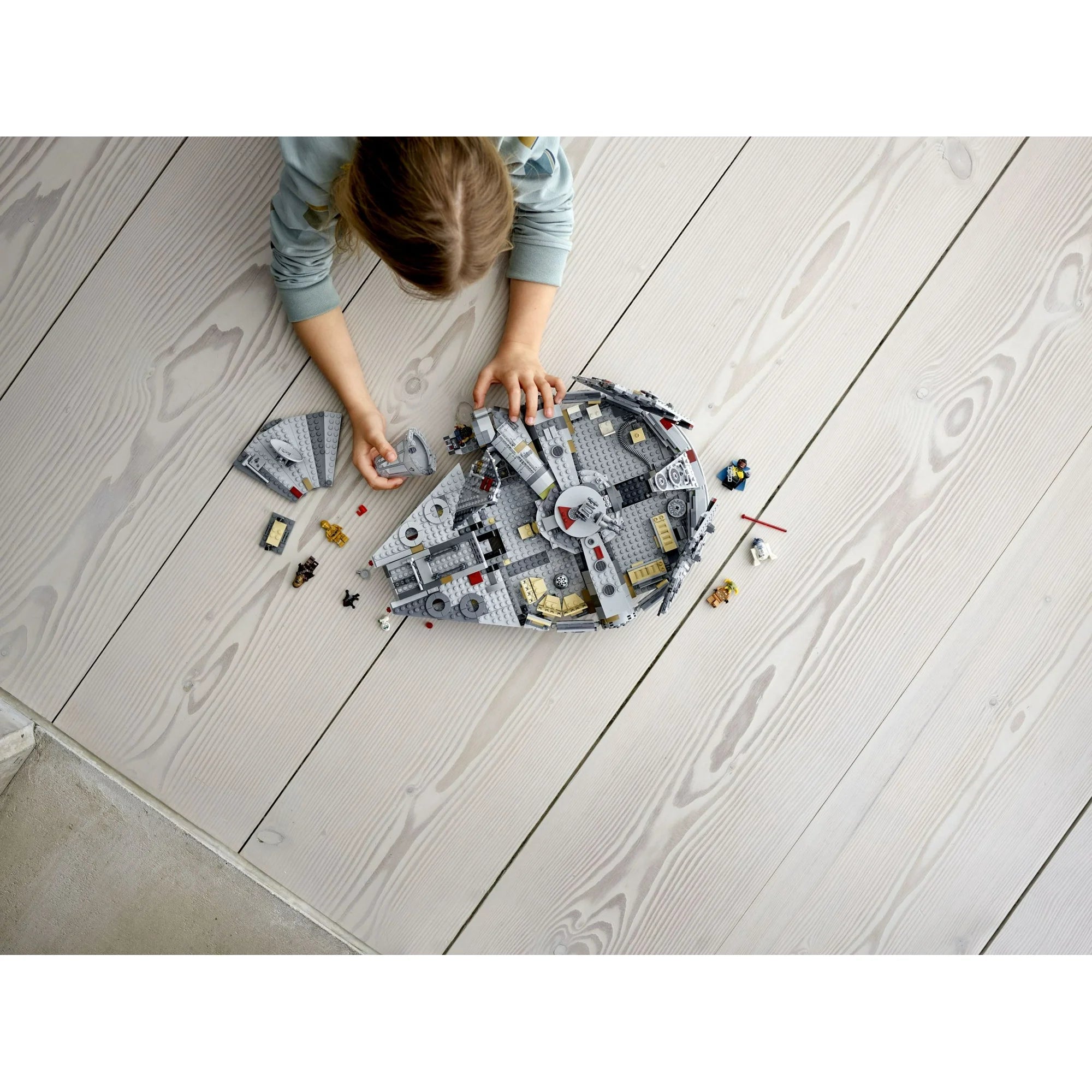 Millennium Falcon Building Set - Starship Model with Finn, Chewbacca, Lando Calrissian, Boolio