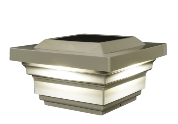 Regal LED Solar Post Cap Light