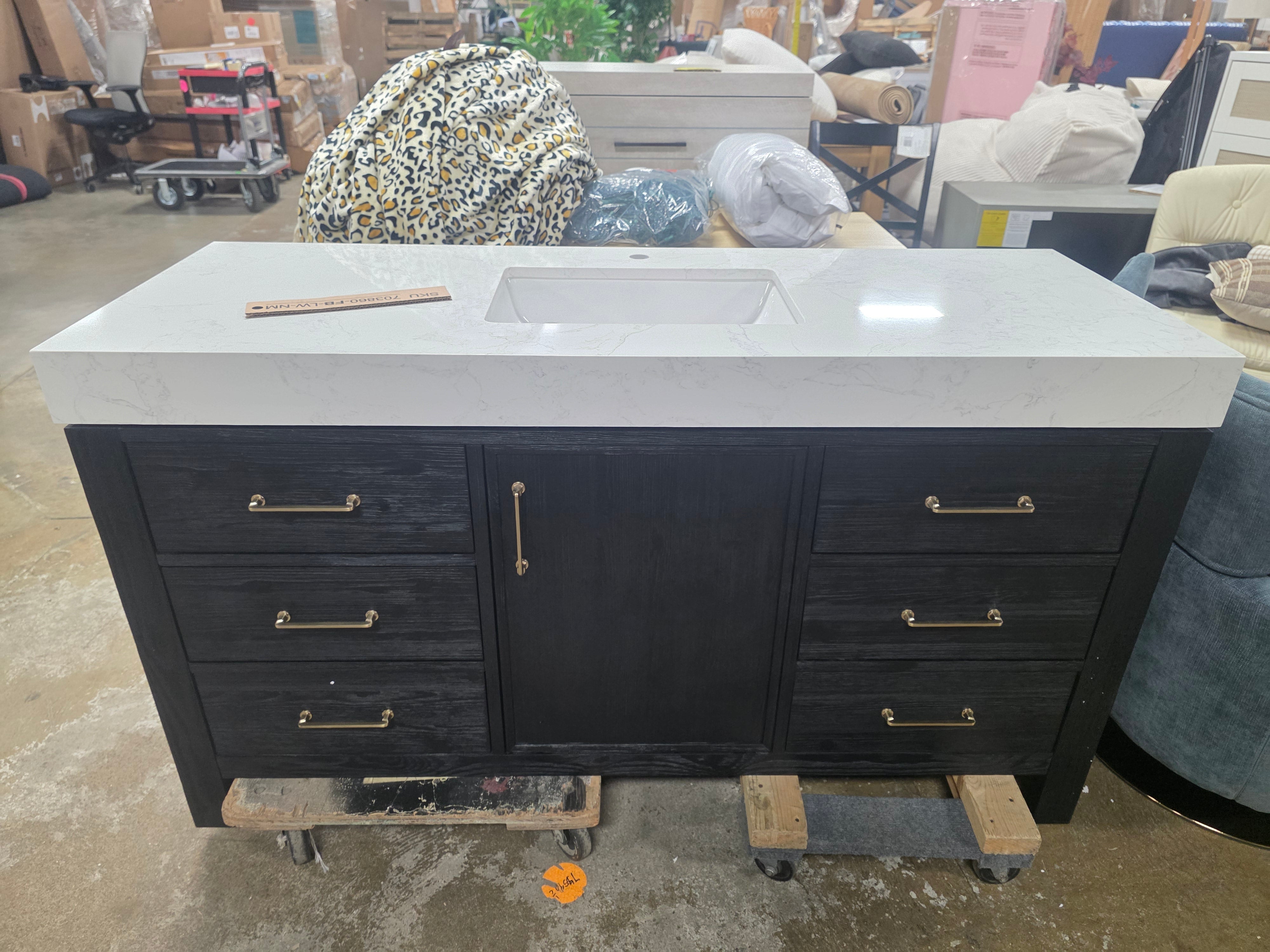 Miseno León 60" Free Standing Single Basin Vanity Set with Cabinet - SHOWROOM ITEM 