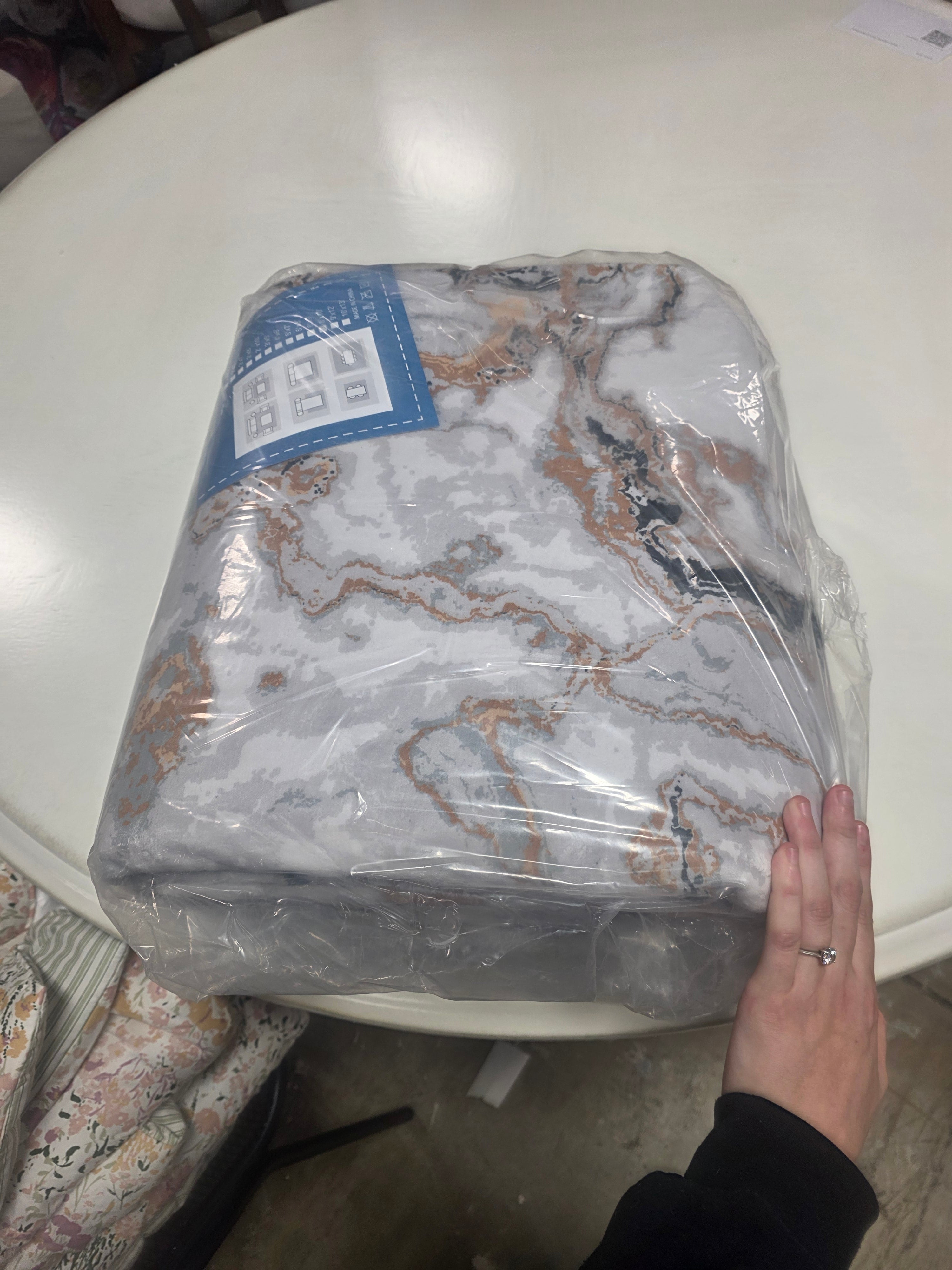 LUXE WEAVERS Marble Swirl Abstract Area Rug, Smoke 8x10 - SHOWROOM ITEM 