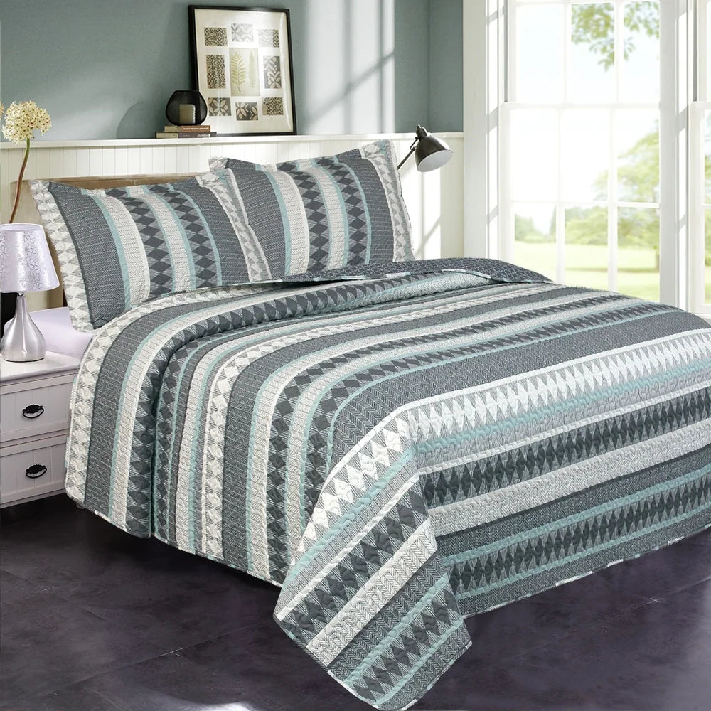 3 Piece Printed Reversible Bedding Quilt Set- Quilt and 2 Shams, Soft & Lightweight Queen