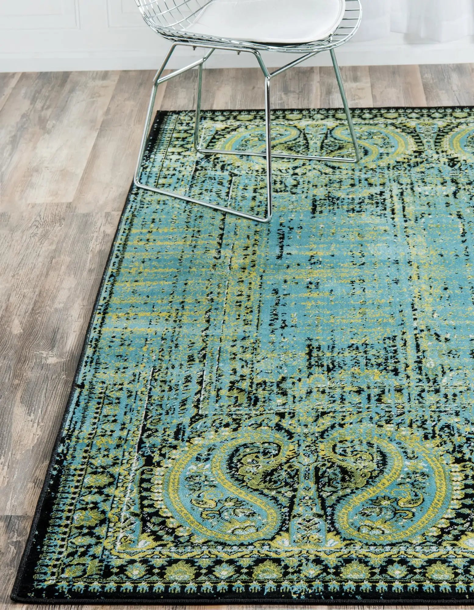 7' x 10' Istanbul Rug