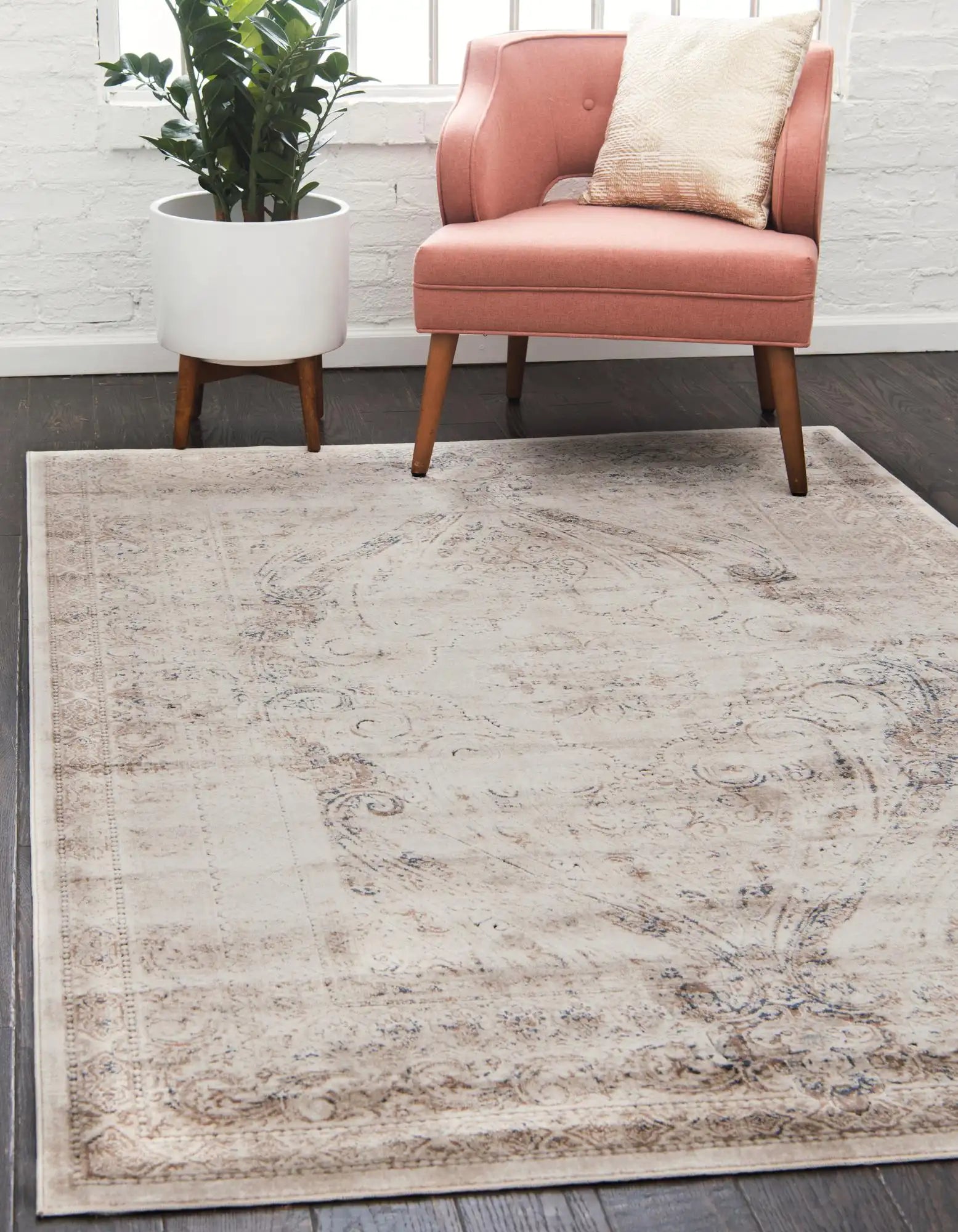 Beige 6' 1 x 9' Chateau Rectangle Rug