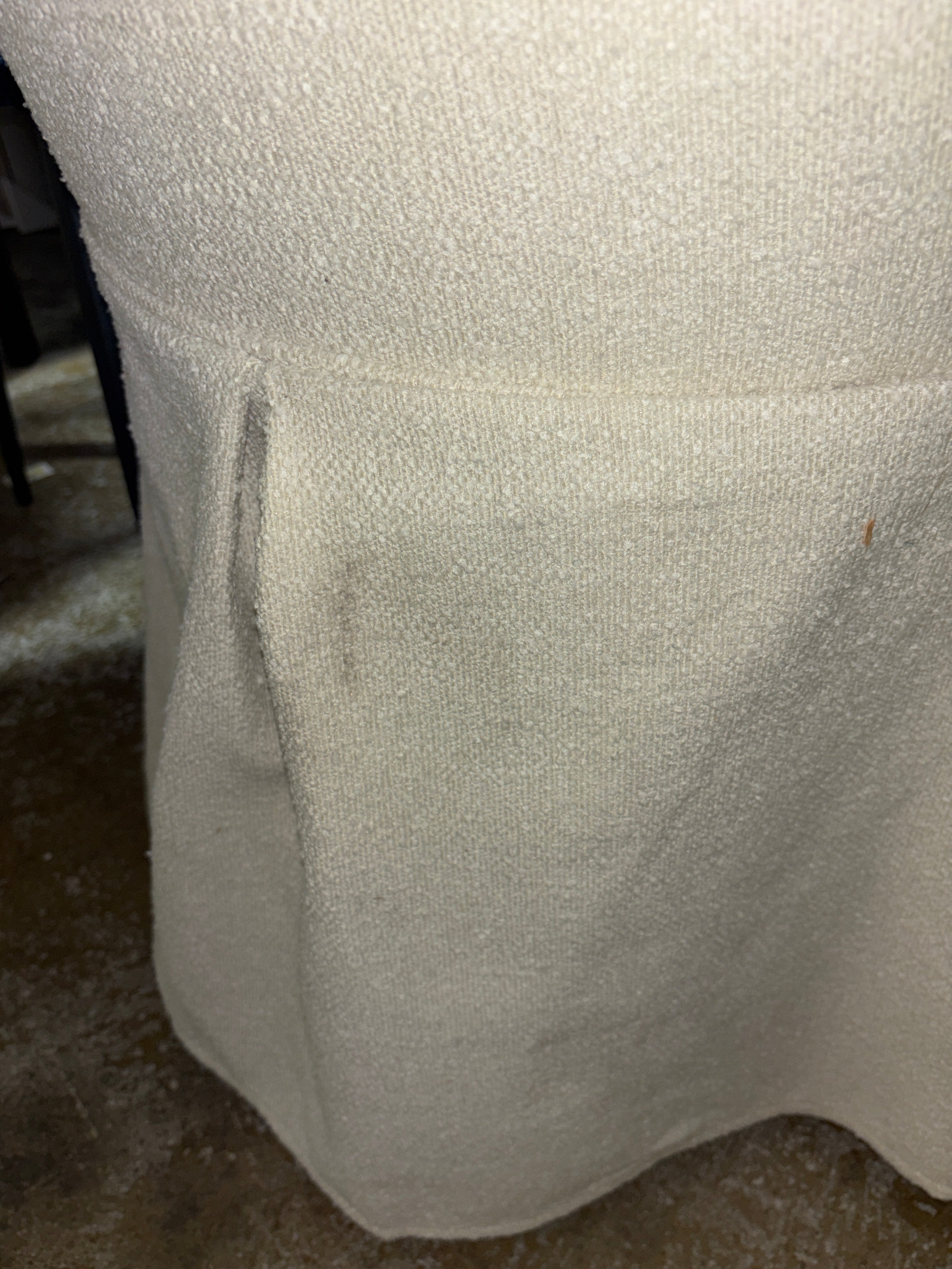 Teen Vanity Chair - Mottled Boucle Snow SHOWROOM ITEM