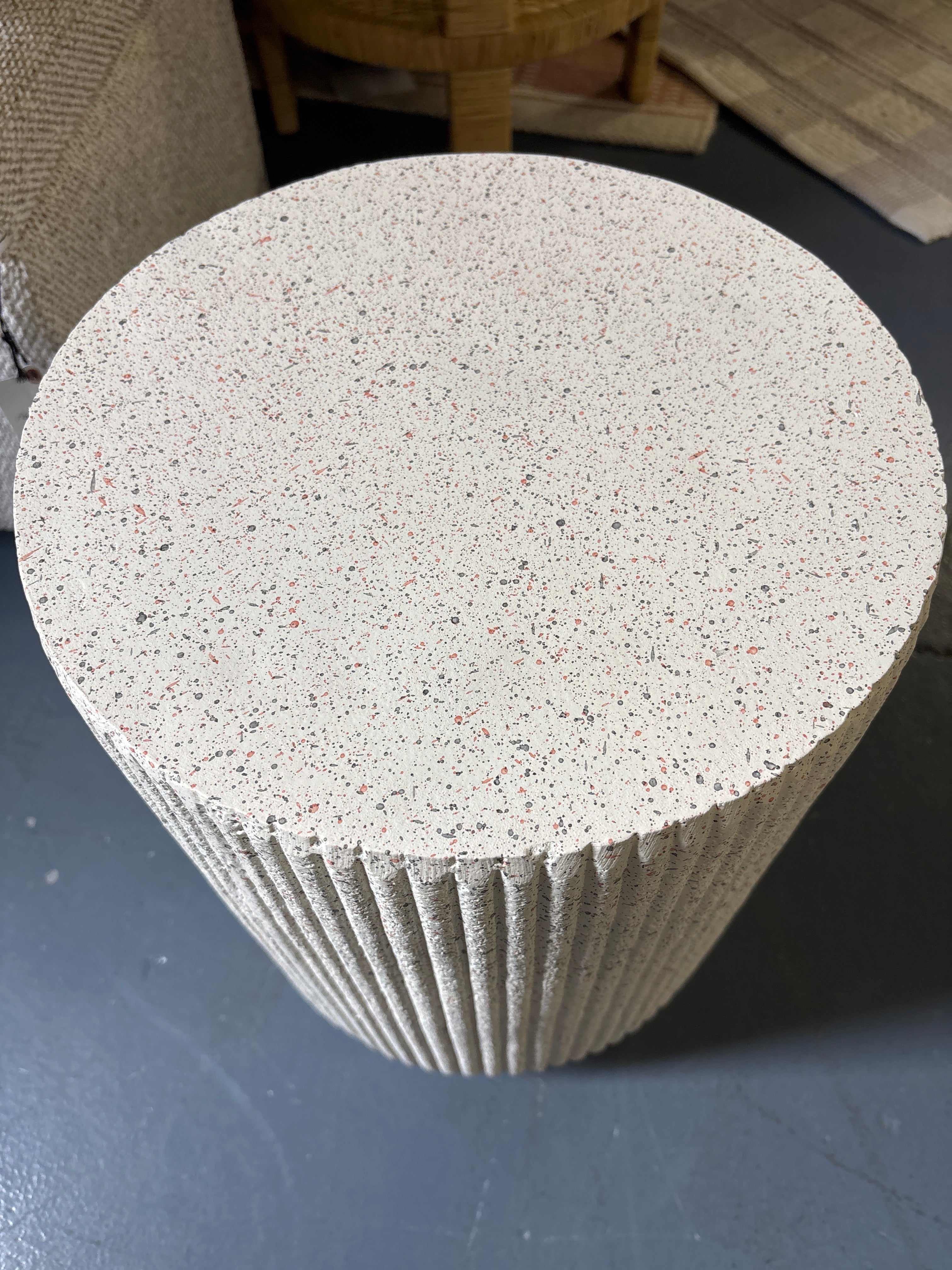 17" Ivory White Cement Round Patio End Table SHOWROOM ITEM