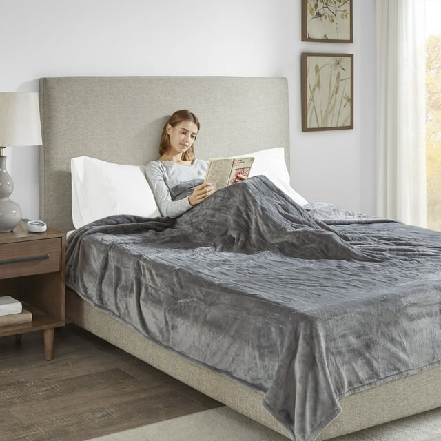 Beautyrest Heated Plush Solid Microlight Blanket, King, Grey