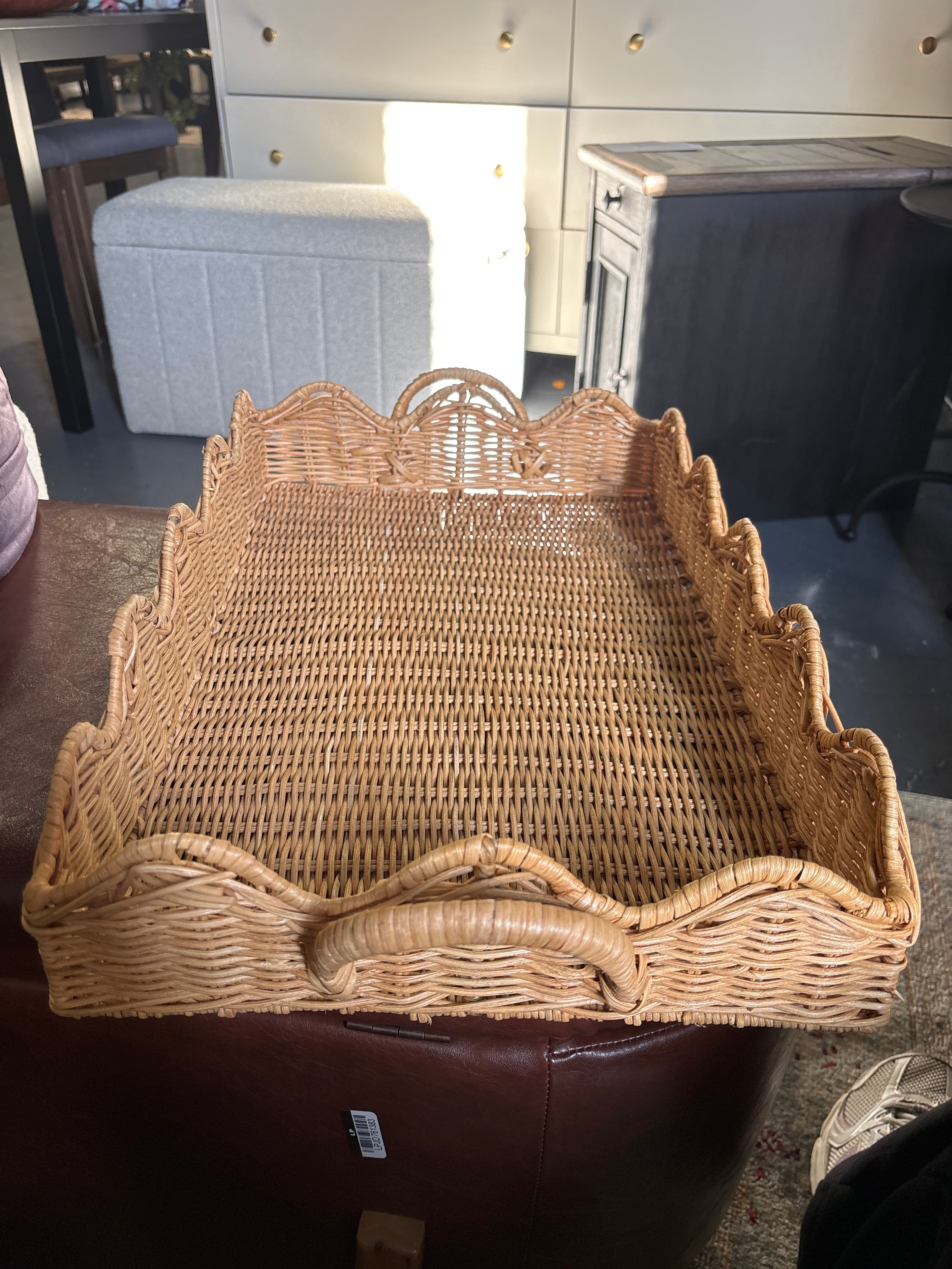 Scallop Wicker Tray SHOWROOM ITEM