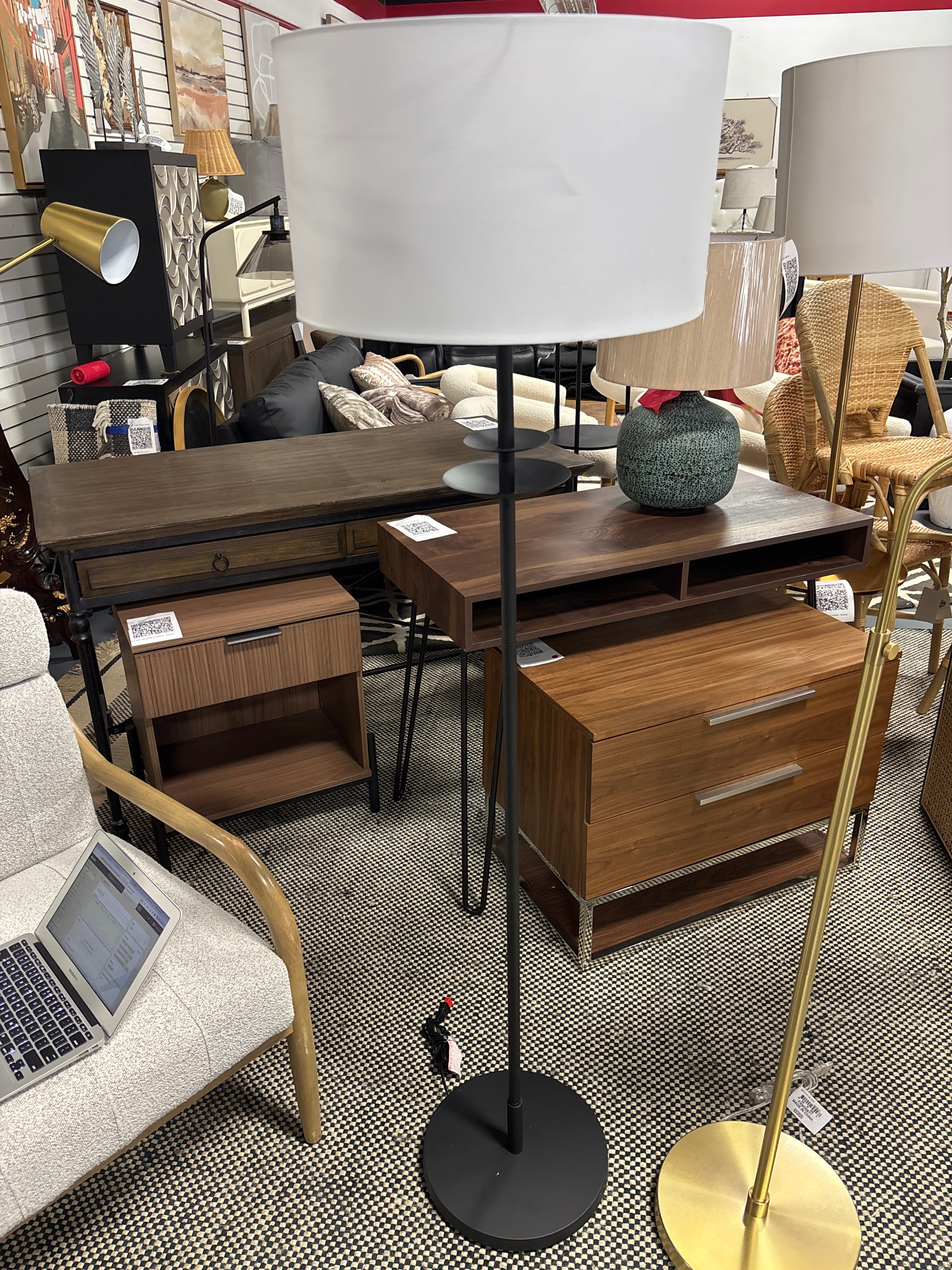 63" Black Traditional Shaped Floor Lamp SHOWROOM ITEM