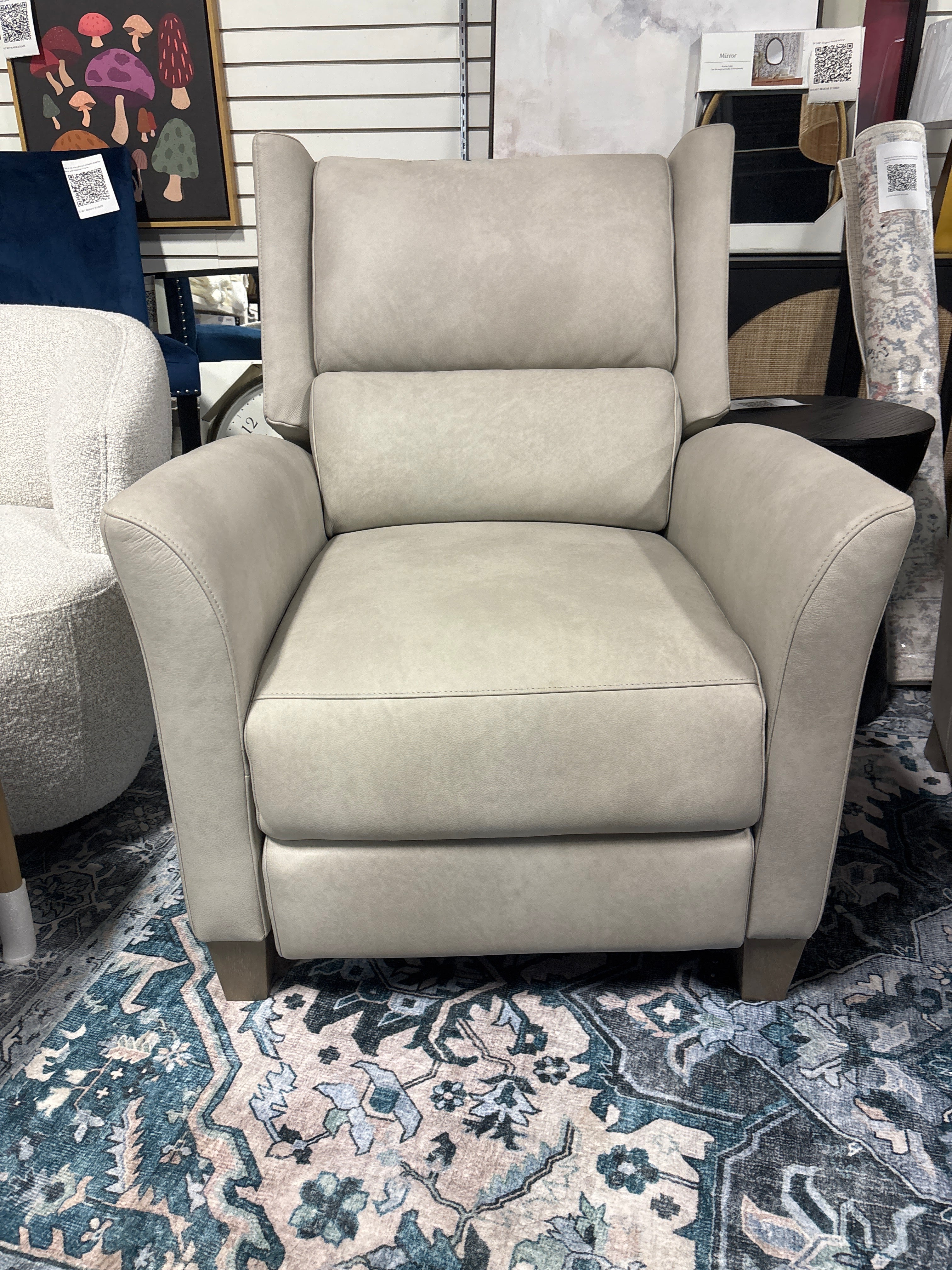 Weller Leather Power Recliner SHOWROOM ITEM