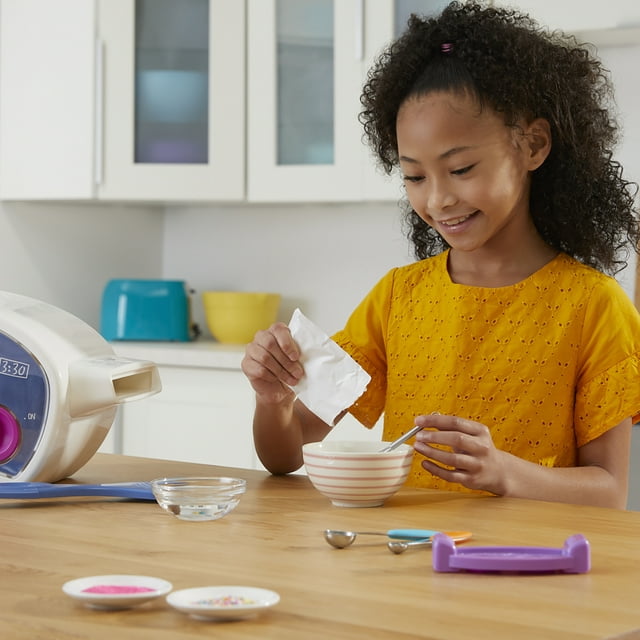 Easy-Bake Ultimate Electric Oven Playset