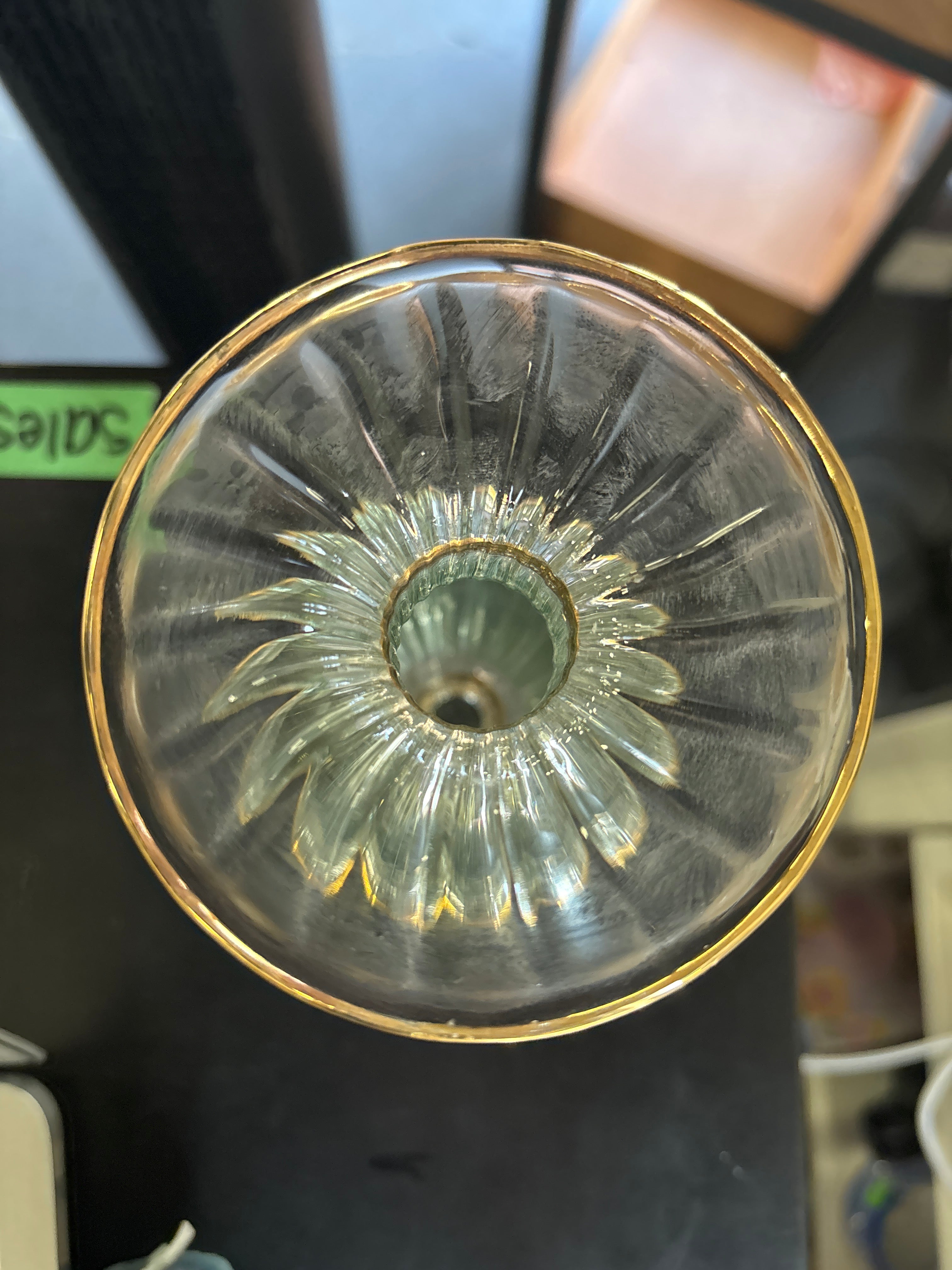 Blossom Candle Holder in Green SHOWROOM ITEM