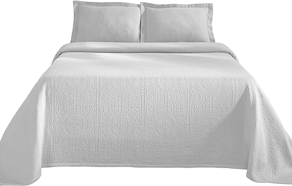 100% Cotton Fleur De Lis Matelasse King Bedspread, White