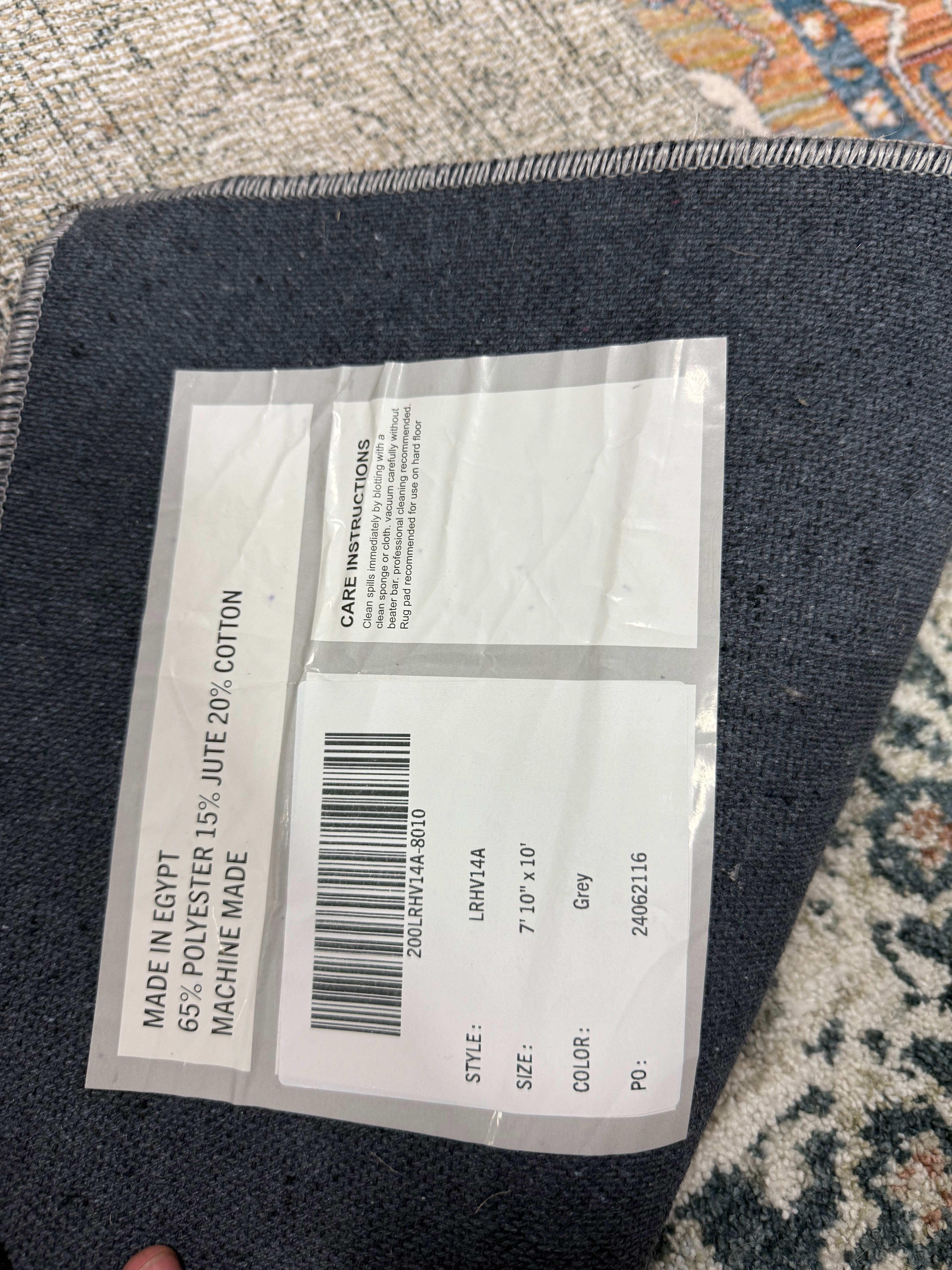 Hillstone Collection Agnetha Traditional Vintage Medallion Area Rug 7'10"x10' SHOWROOM ITEM