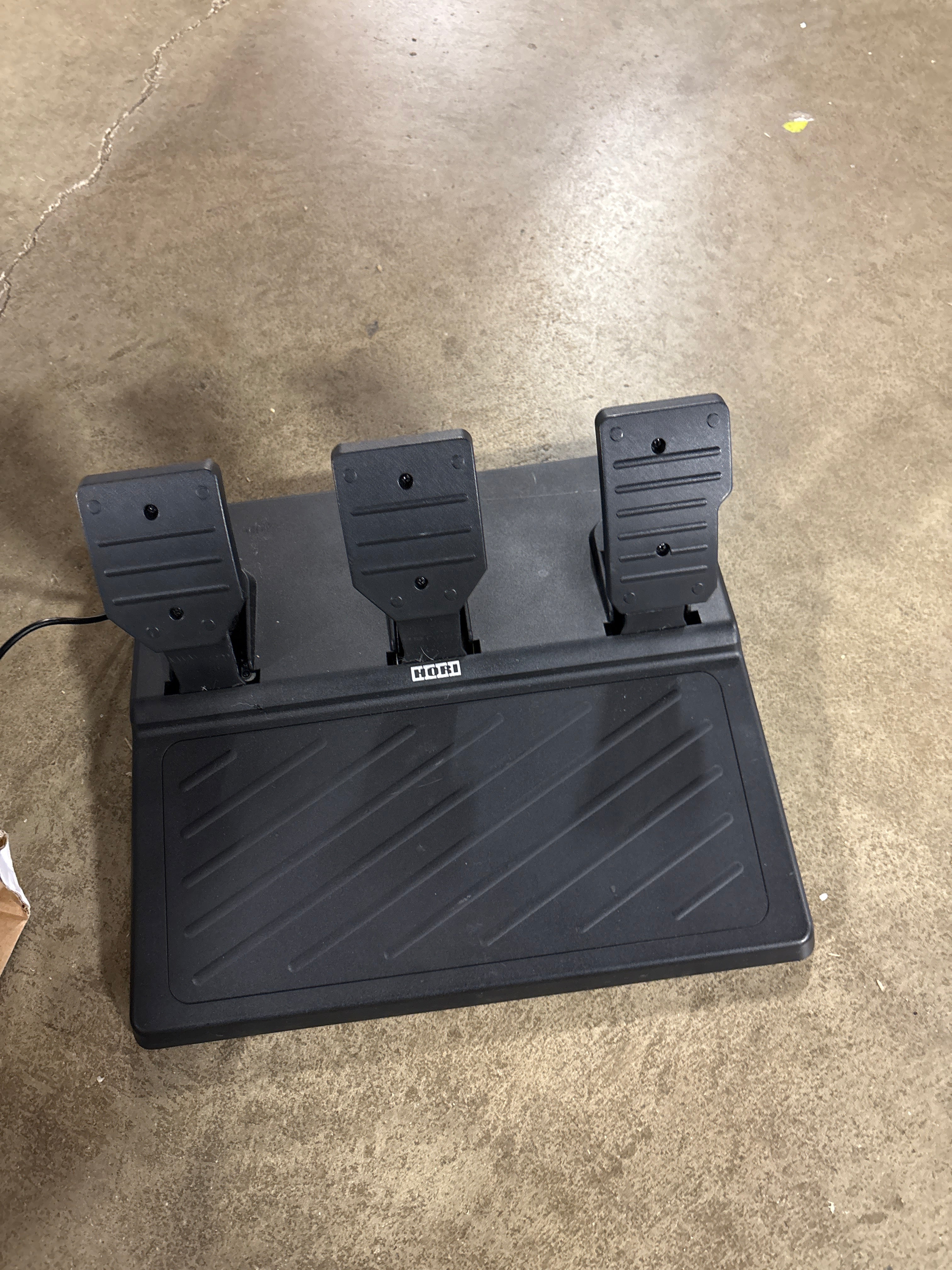 Force Feedback Racing Wheel Officially Licensed by for Xbox Series X|S (PEDALS ONLY)