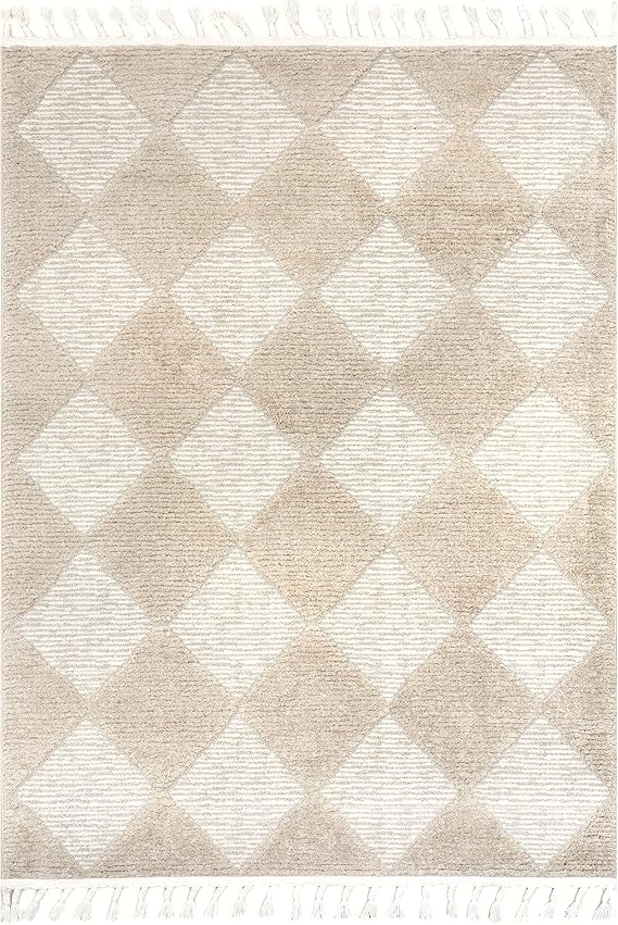 Marissa Diamond Tasseled Indoor Area Rug, Farmhouse Style 7'10"x10'
