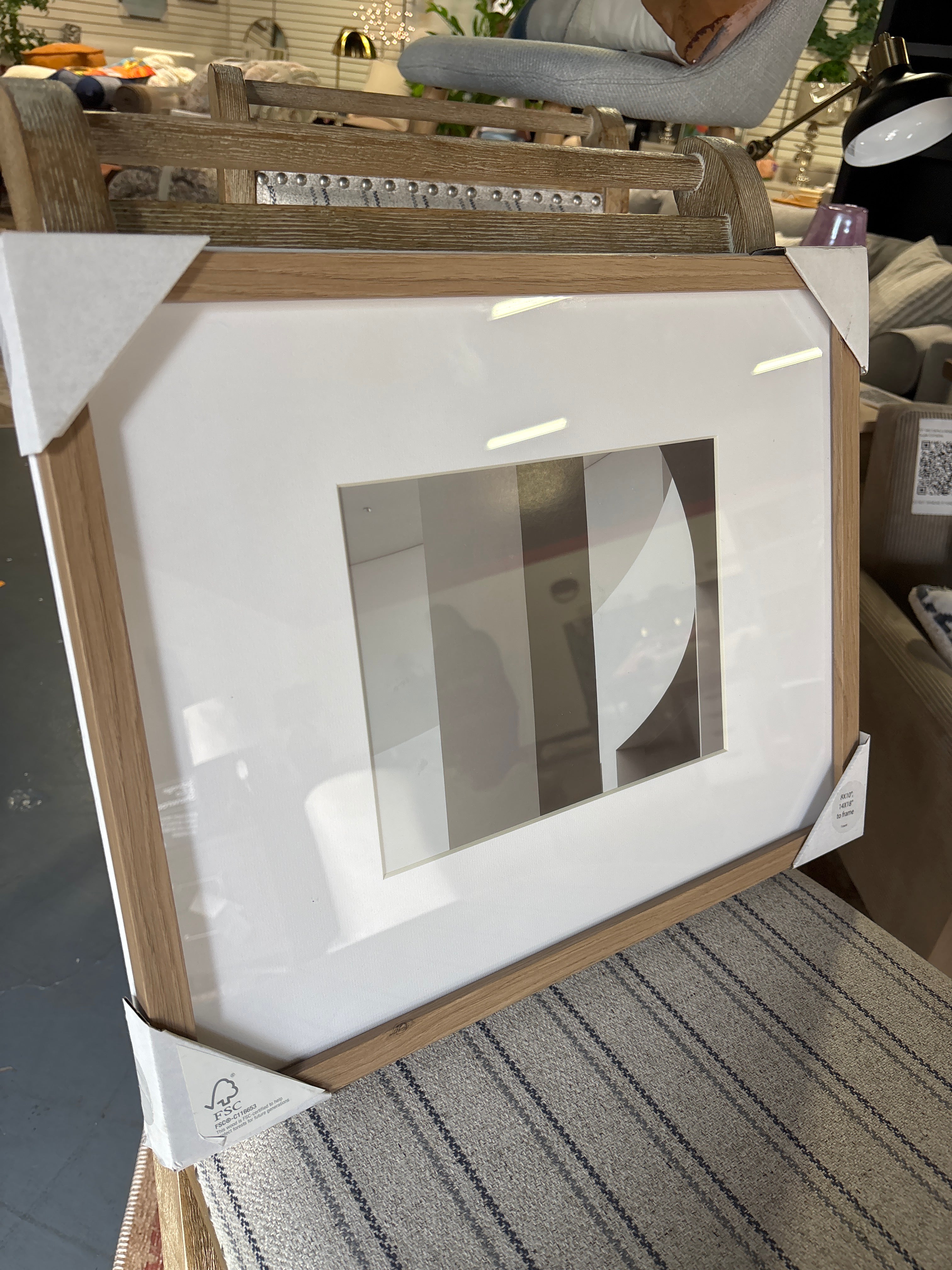 14"x18" Thin Gallery Frame with Mat SHOWROOM ITEM
