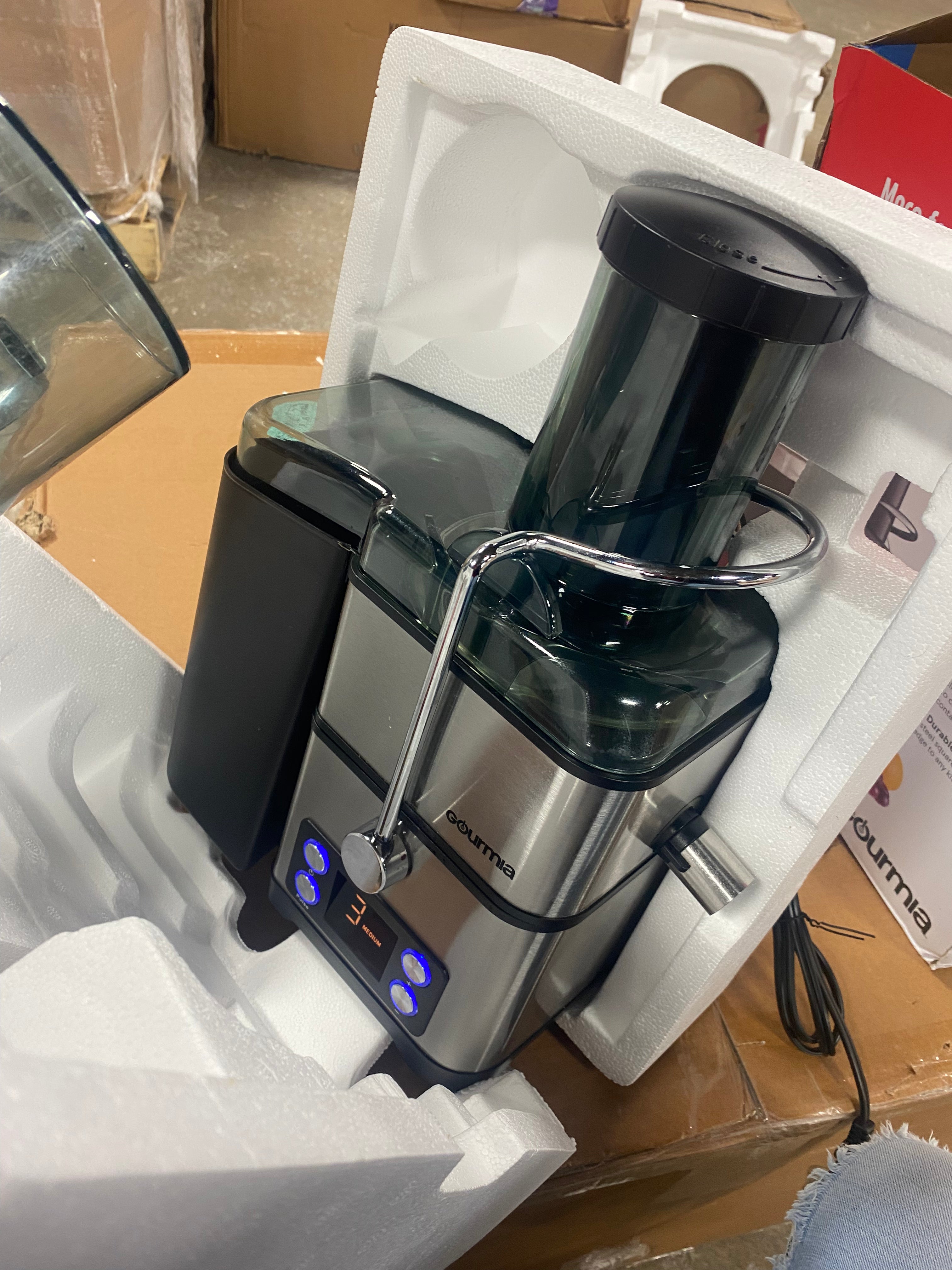 6 Speed Wide Mouth Juice Extraction with Self-Clean: Stainless Steel Juicer, Dishwasher-Safe Parts