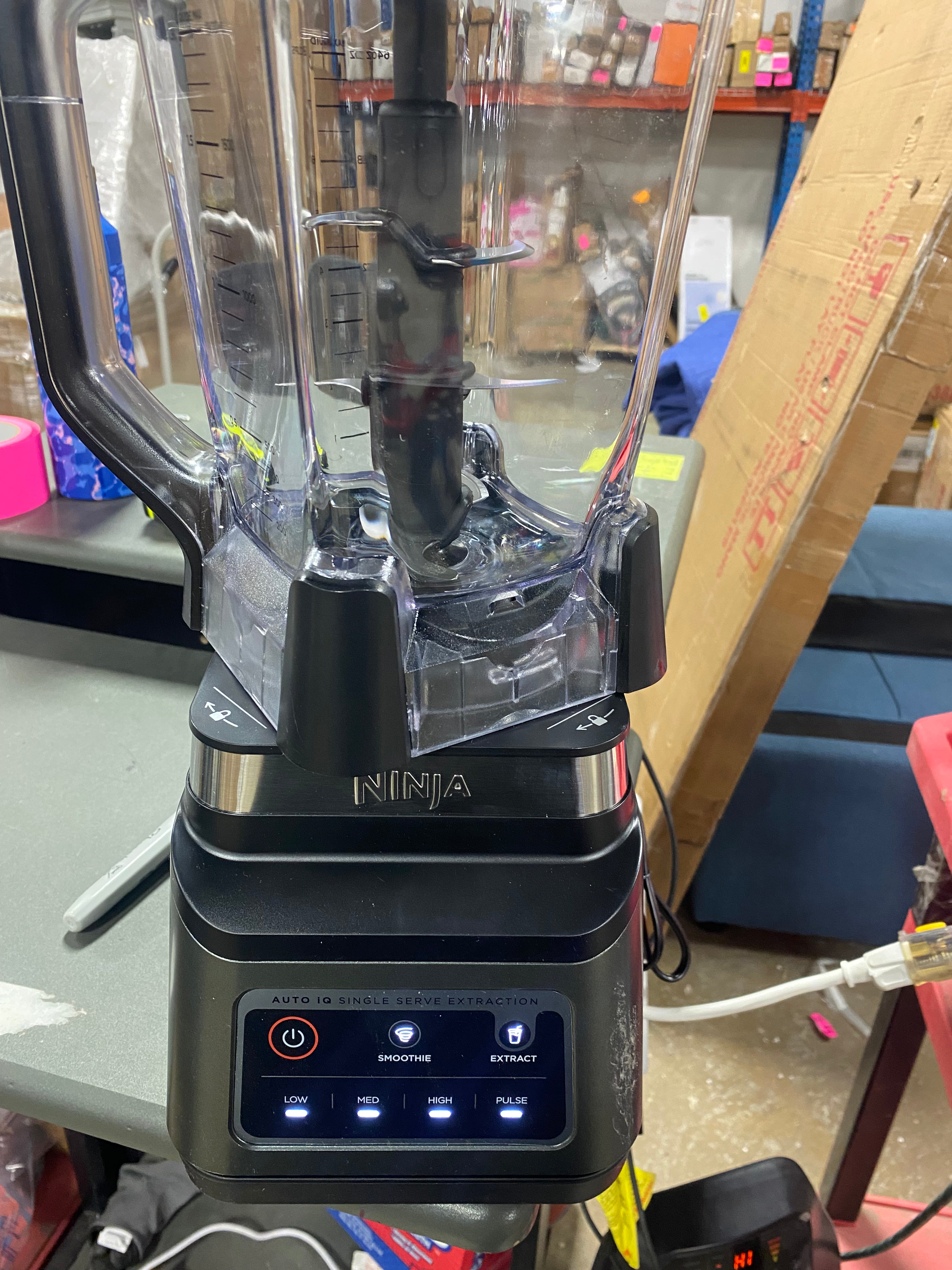 Professional Plus Blender DUO with Auto-iQ - Smoothie Blender, Pitcher, Ice Crushing, Silver