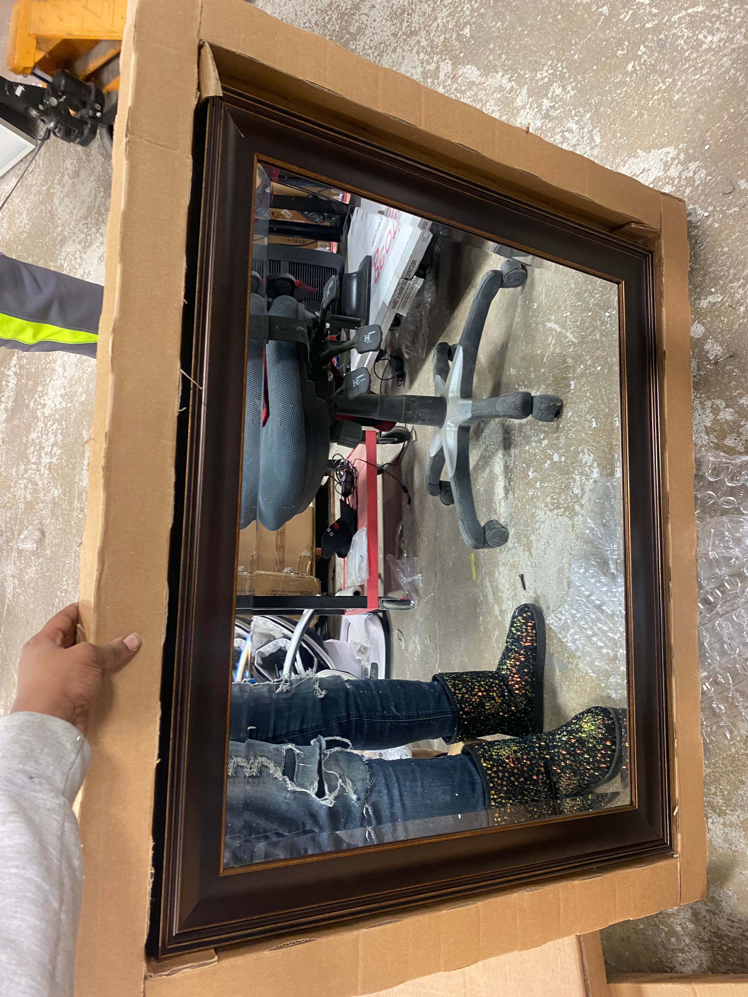 Reshard Flat Wall Mirror