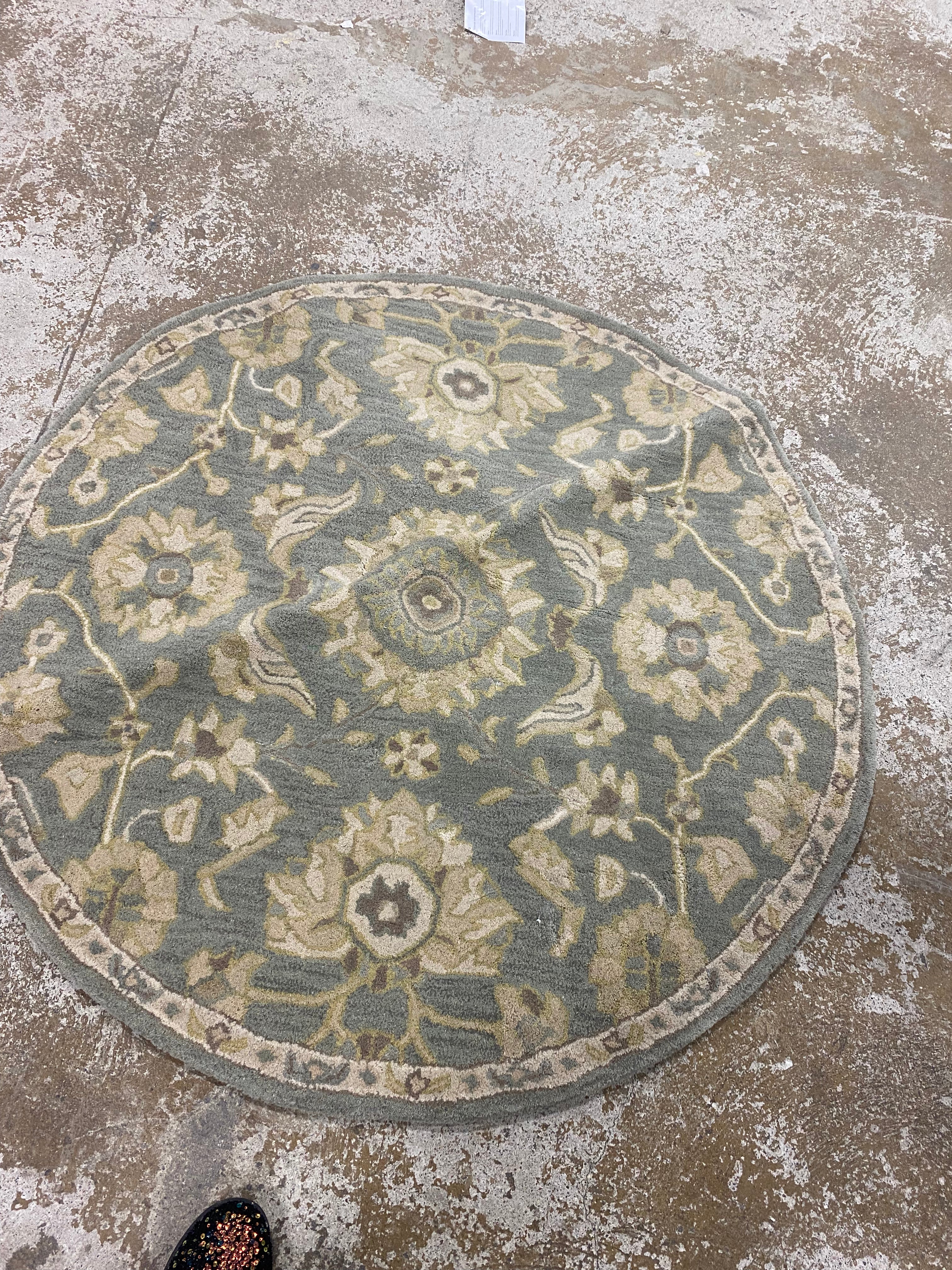 Geometric Design Woven Rug 7' x 10'