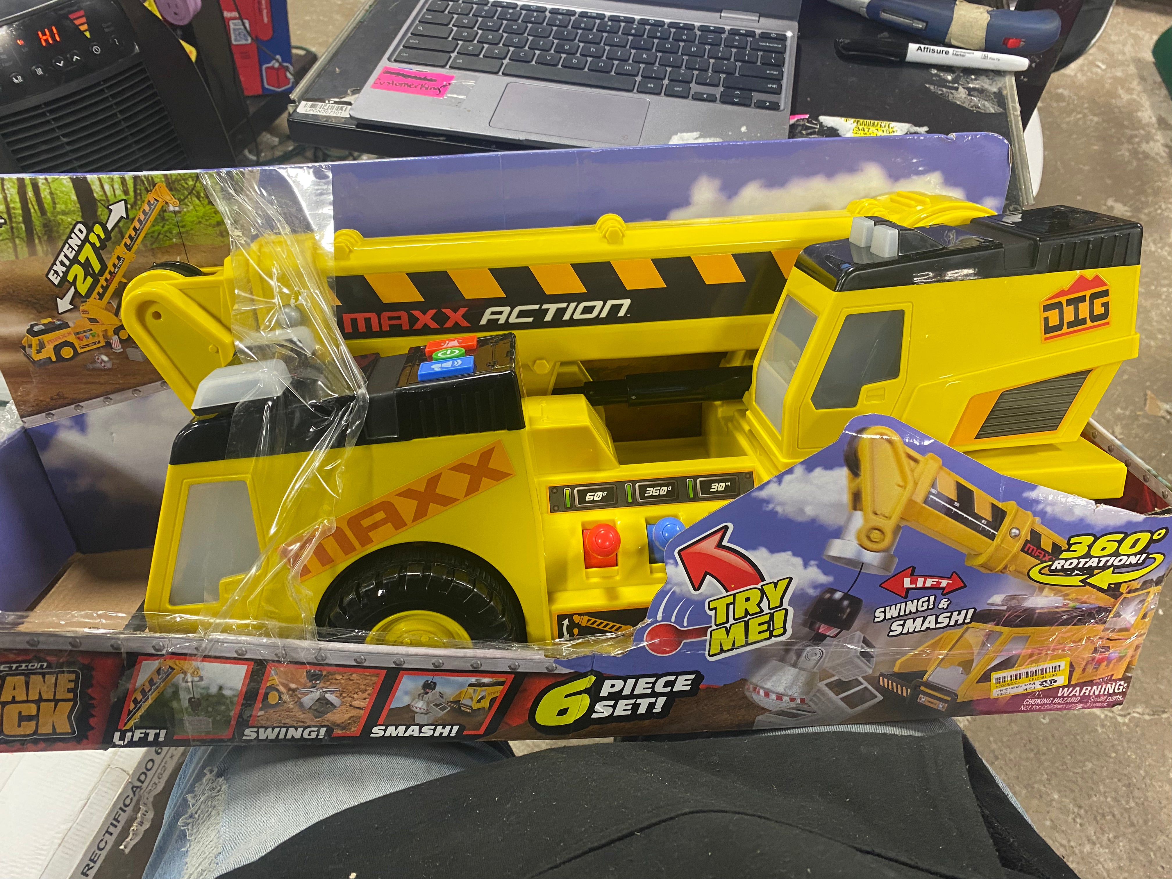 3-N-1 Mega Crane