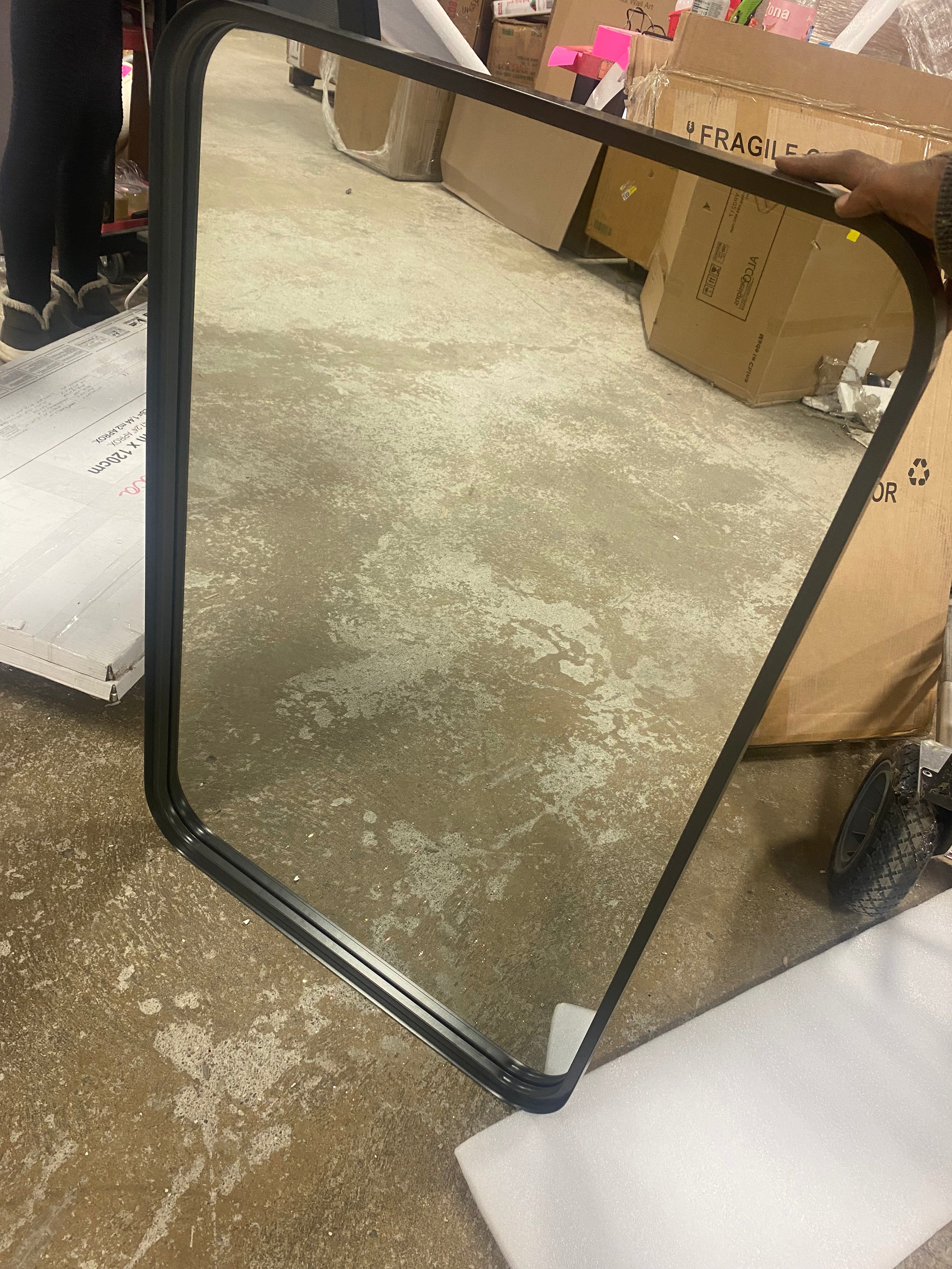 Rectangular Decorative Mirror with Rounded Corners