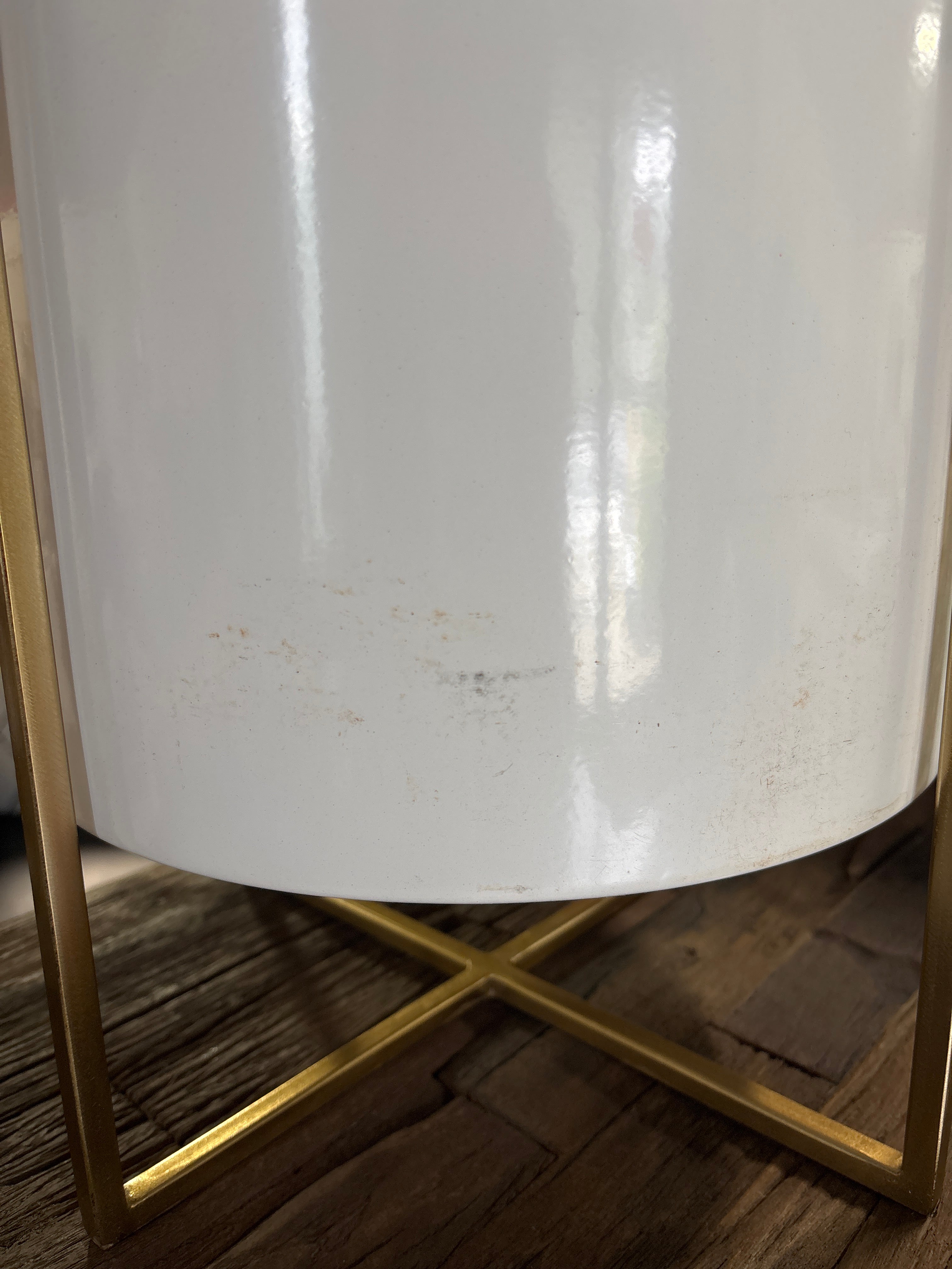 2pc Iron Indoor/Outdoor Planter Pot with Stand SHOWROOM ITEM