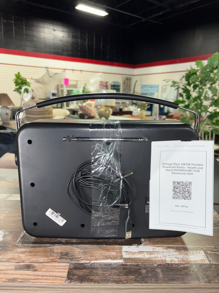 Vintage Style AM/FM Portable Bluetooth Radio Hearth and Hand