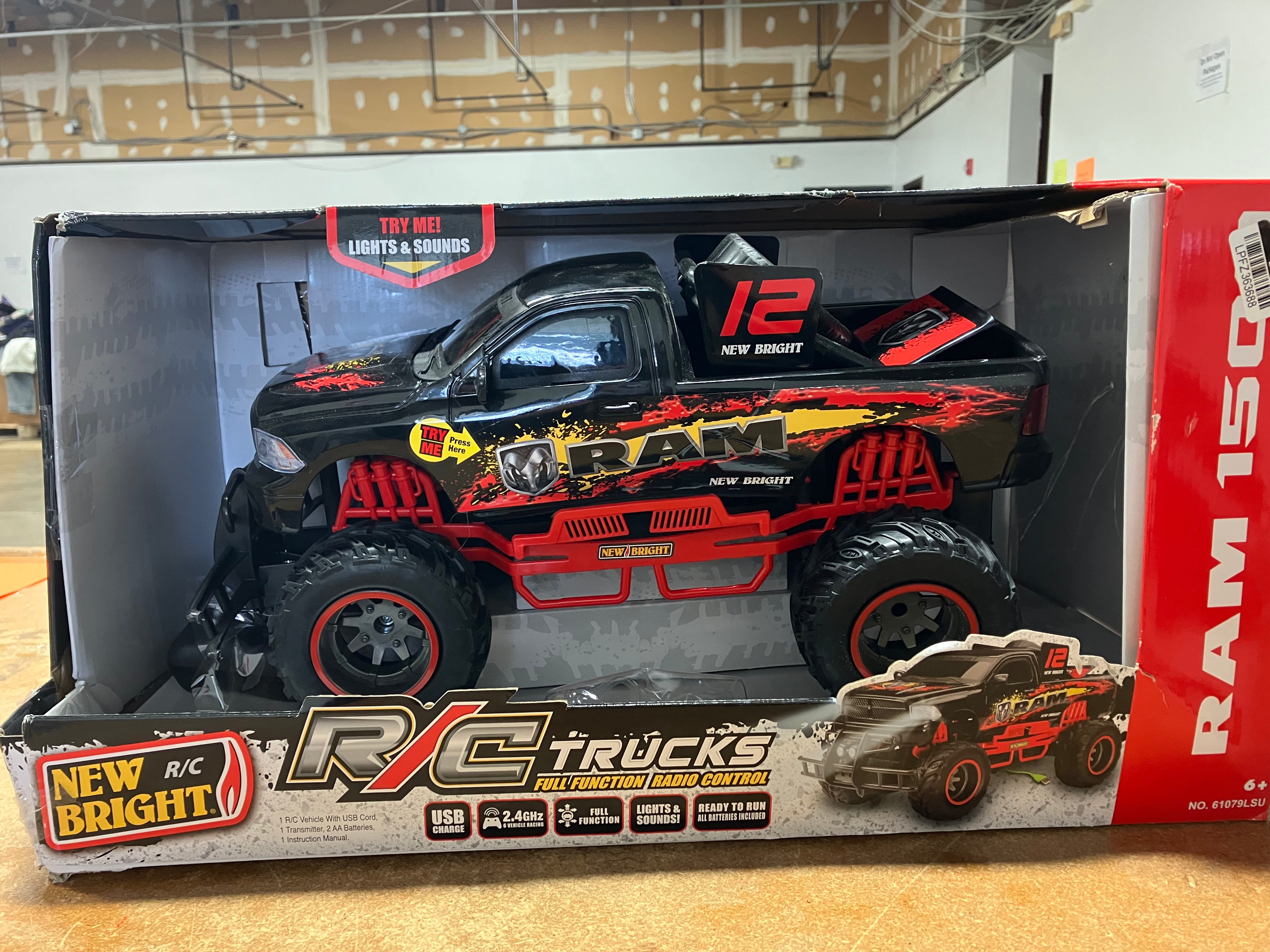 RC Ram Pickup Truck - 1:10 Scale