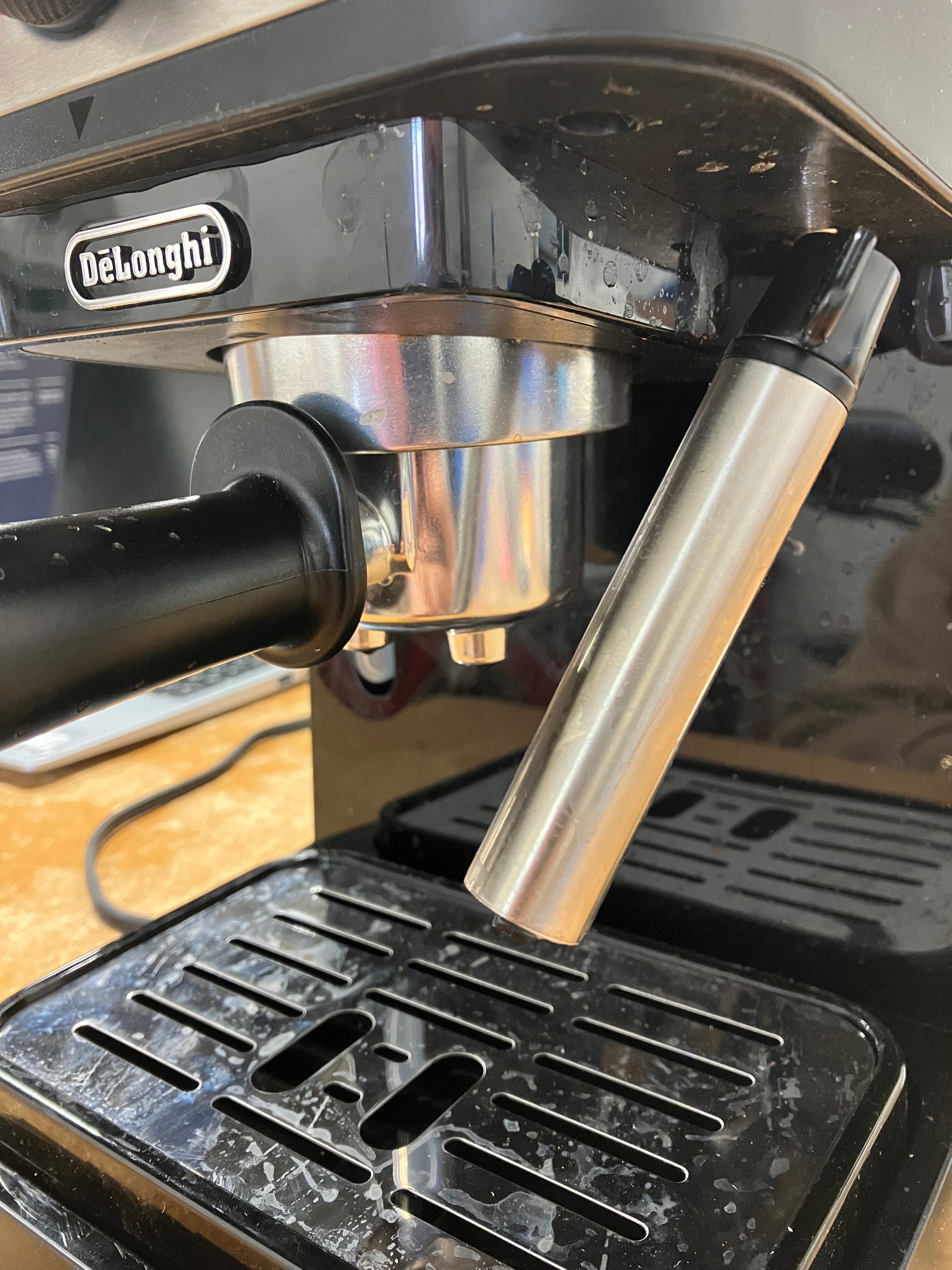 Stilosa Manual Espresso Machine, Latte & Cappuccino Maker, 15 Bar Pump Pressure + Milk Frother Steam Wand, Black / Stainless