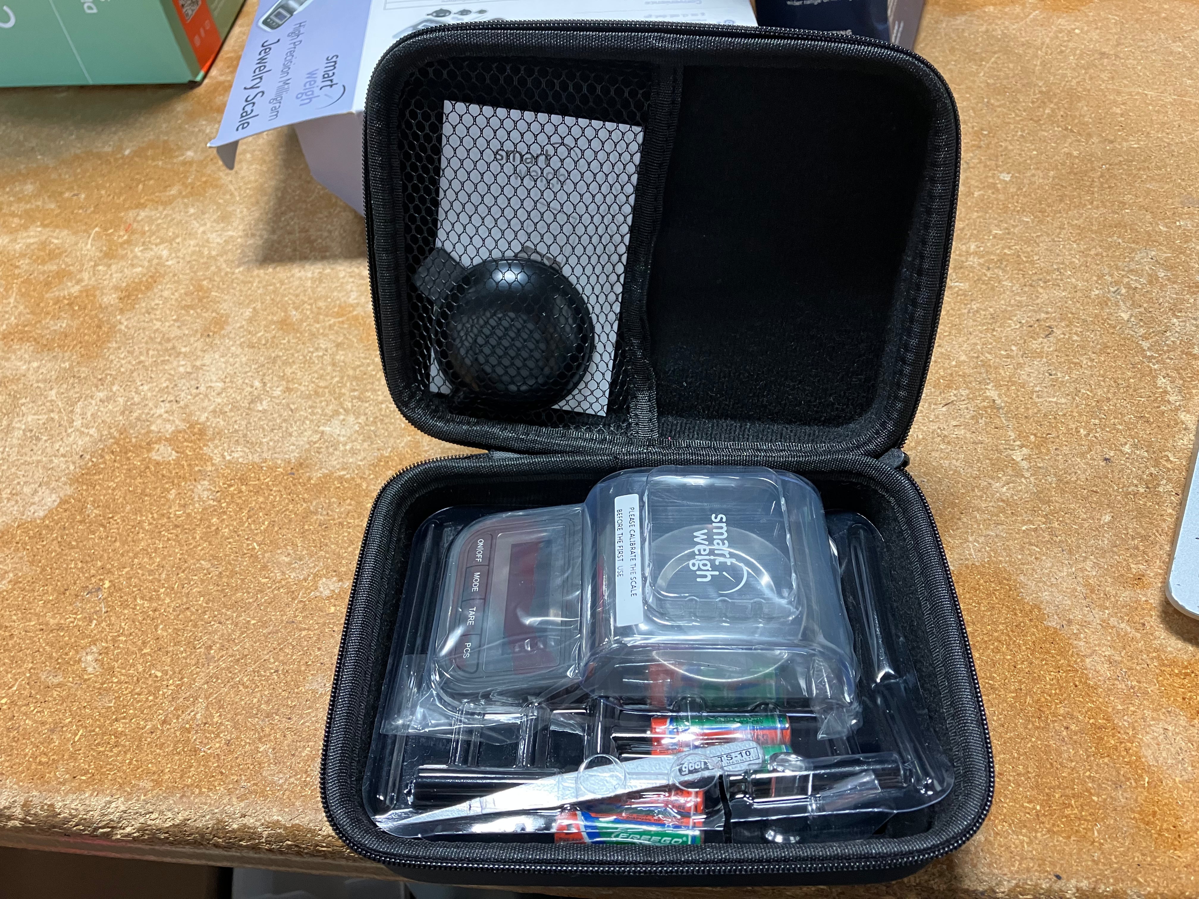 Digital Milligram Scale
