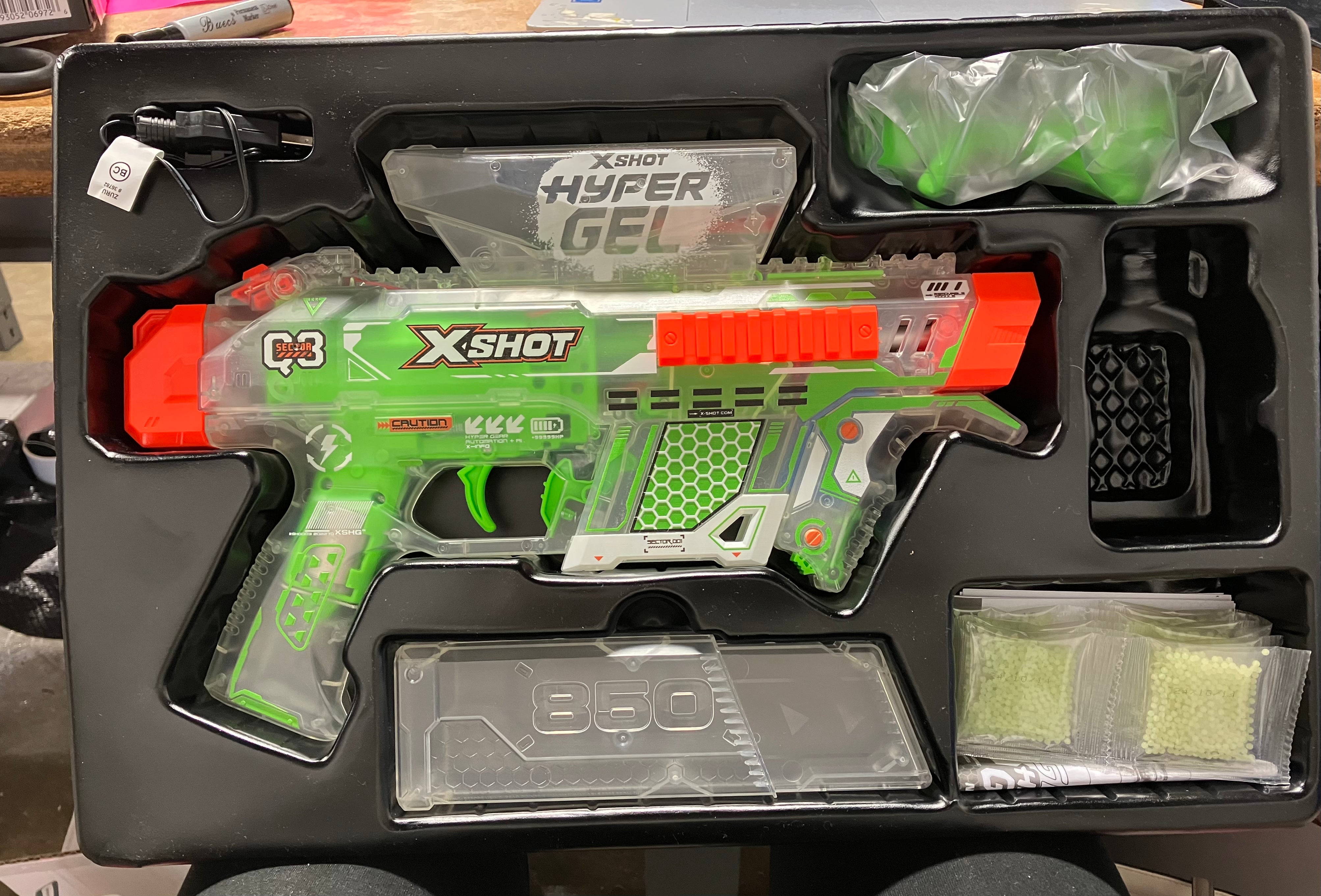 Hyper Gel Glow in The Dark NightStrike Blaster, Semi and Fully Automatic Gel Blaster & 5,000 Glow in The Dark Hyper Gel Pellets, 600 Capacity Hopper & 850 Capacity Mag