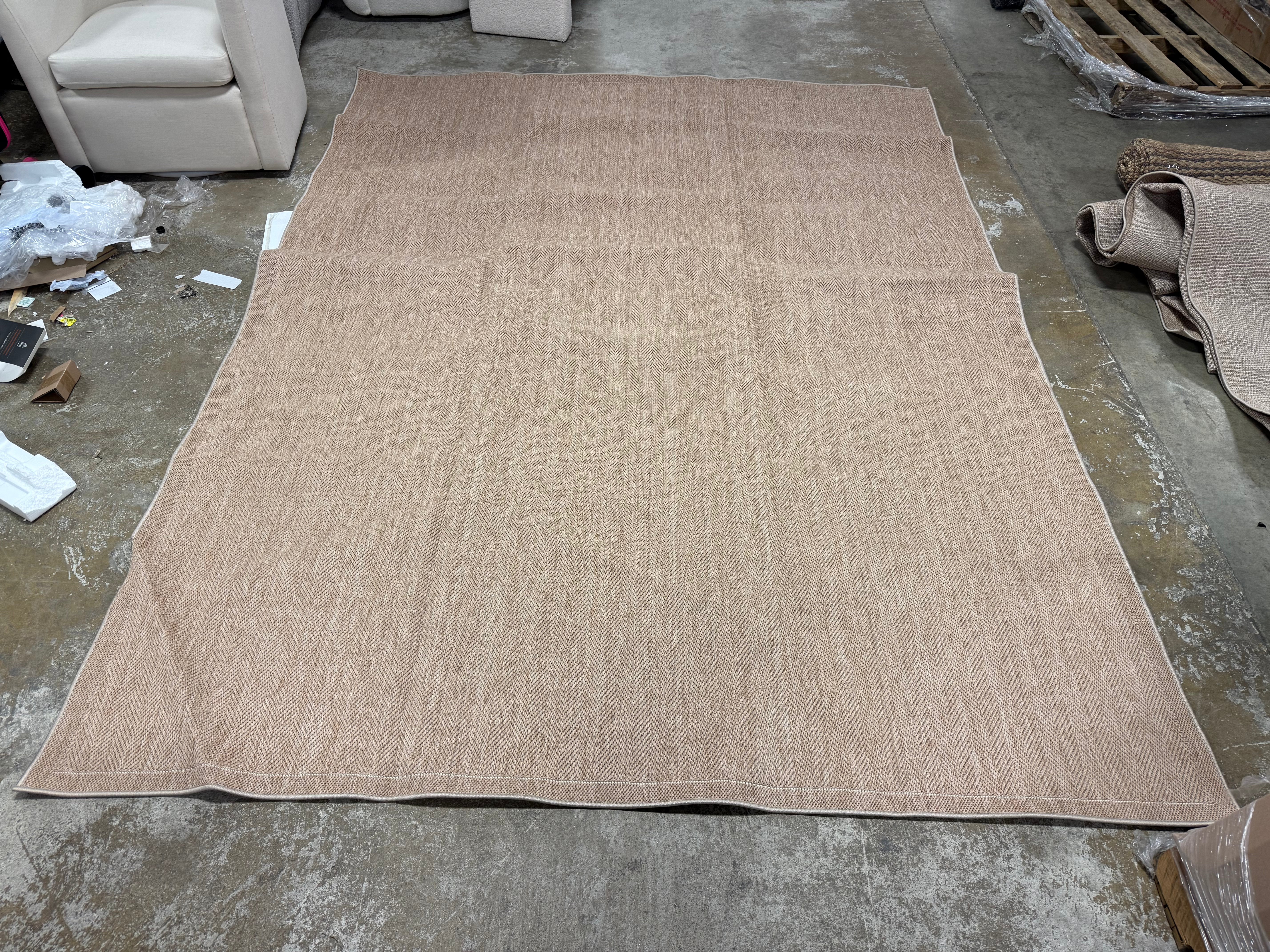 Luanna Casual Farmhouse Area Rug 8' x 10'