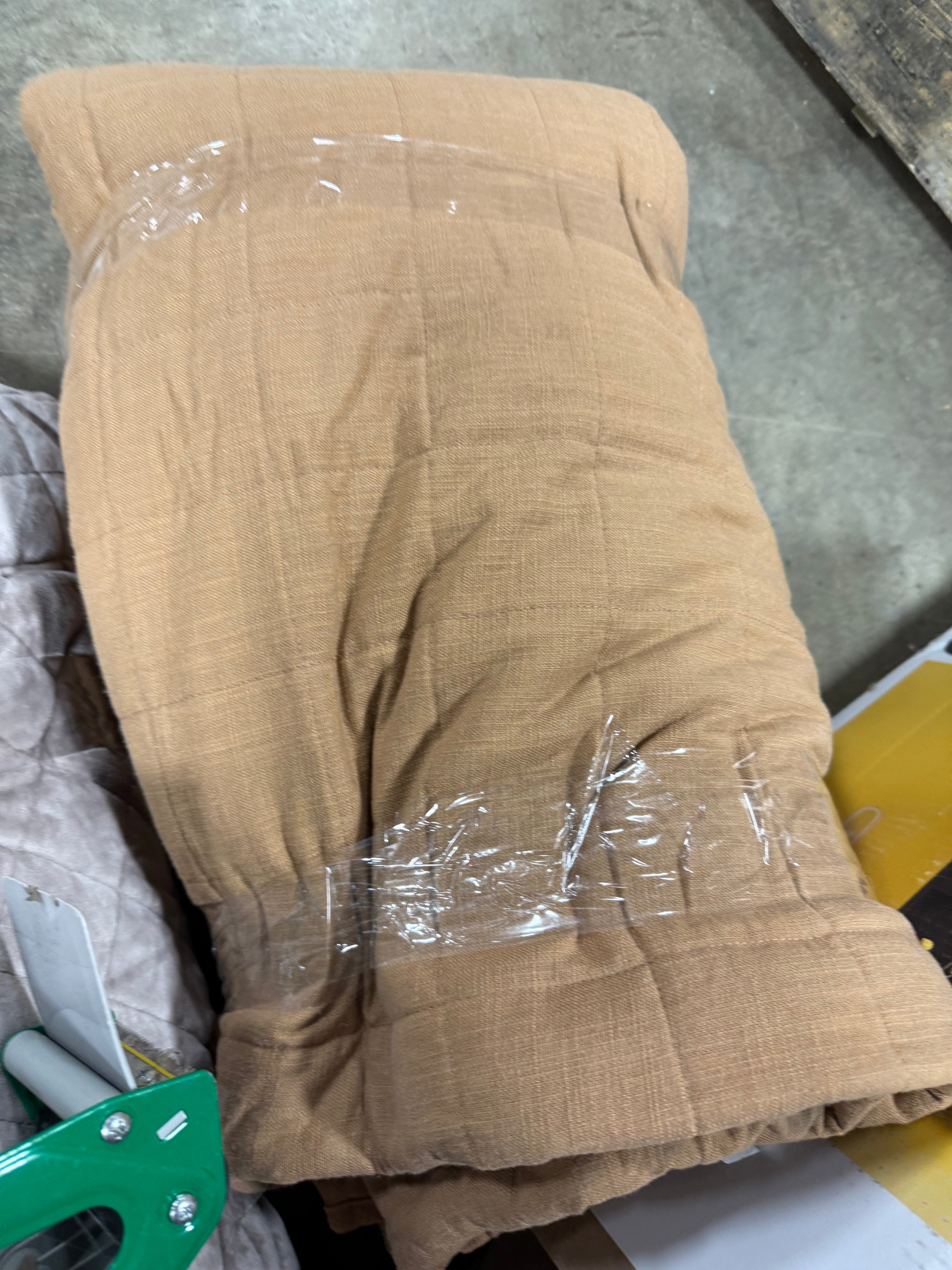 Heavyweight Linen Blend Quilt - Full/Queen