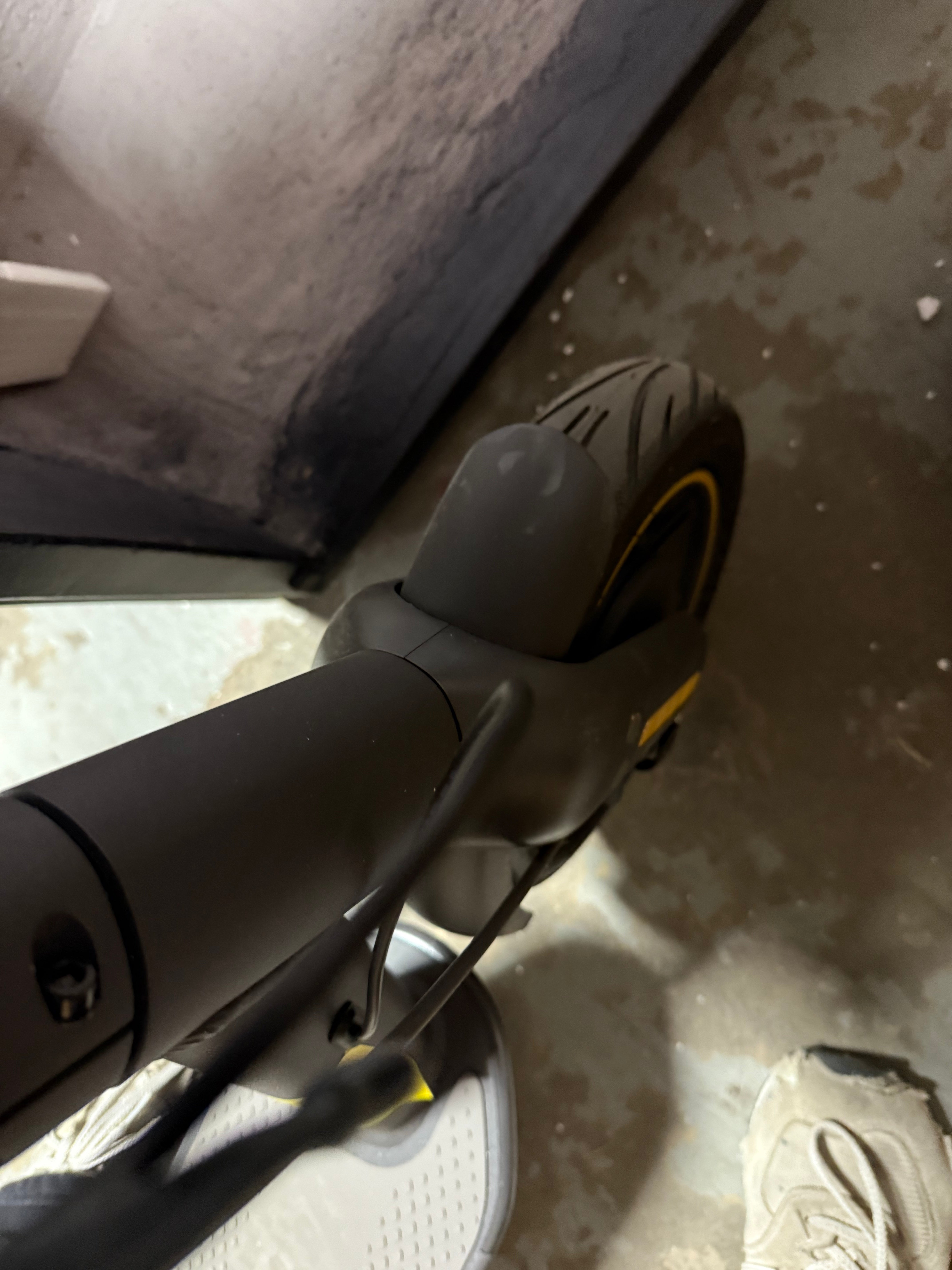Ninebot Kick Scooter - Powerful Motor, Cruise Control, Front Suspension (ES1L Only), Portable Electric Scooter for Adults, UL- Certified