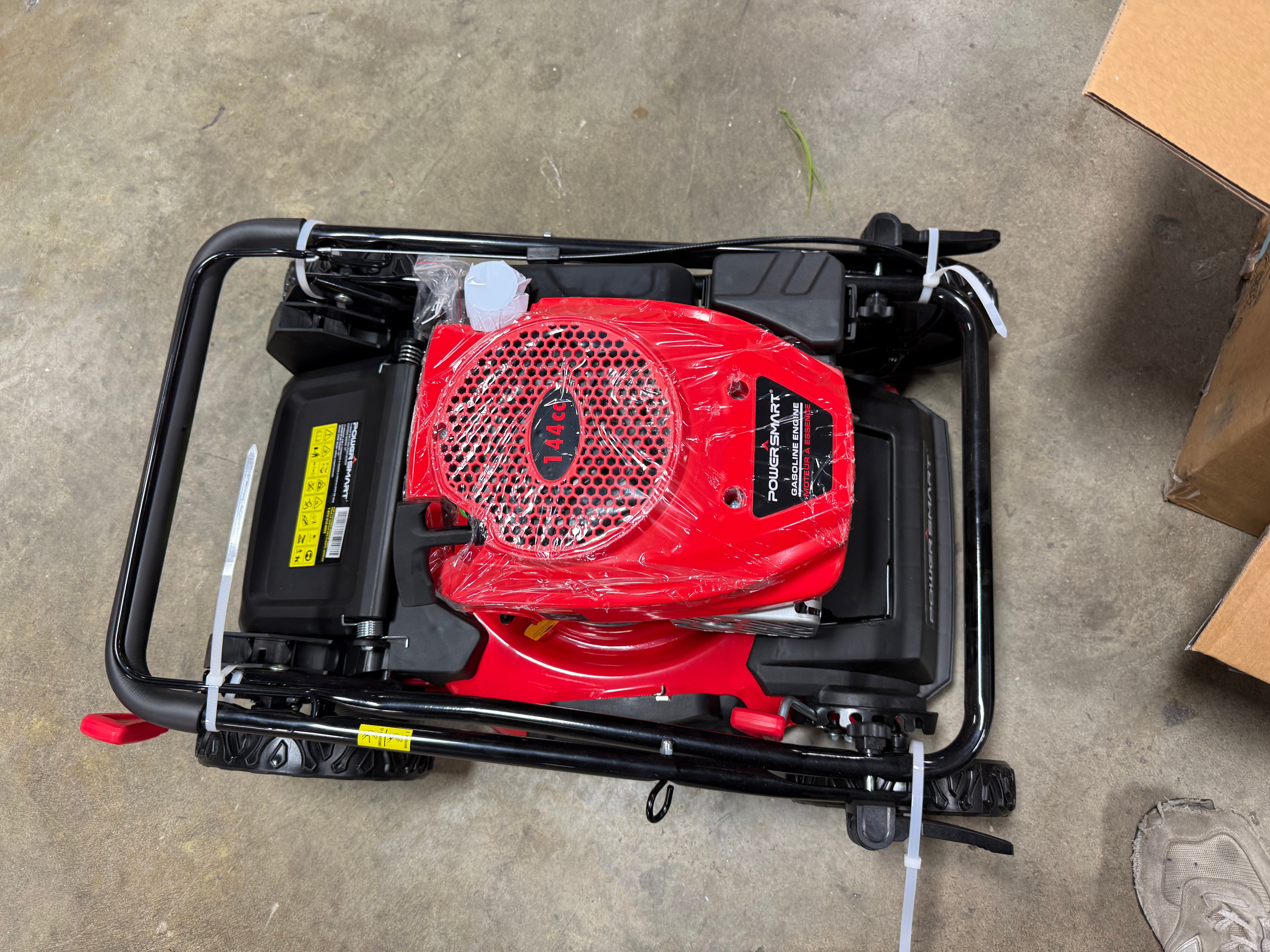 3-in-1 Gas Push Lawn Mower with 144cc Engine, 6-Position Height Adjustment