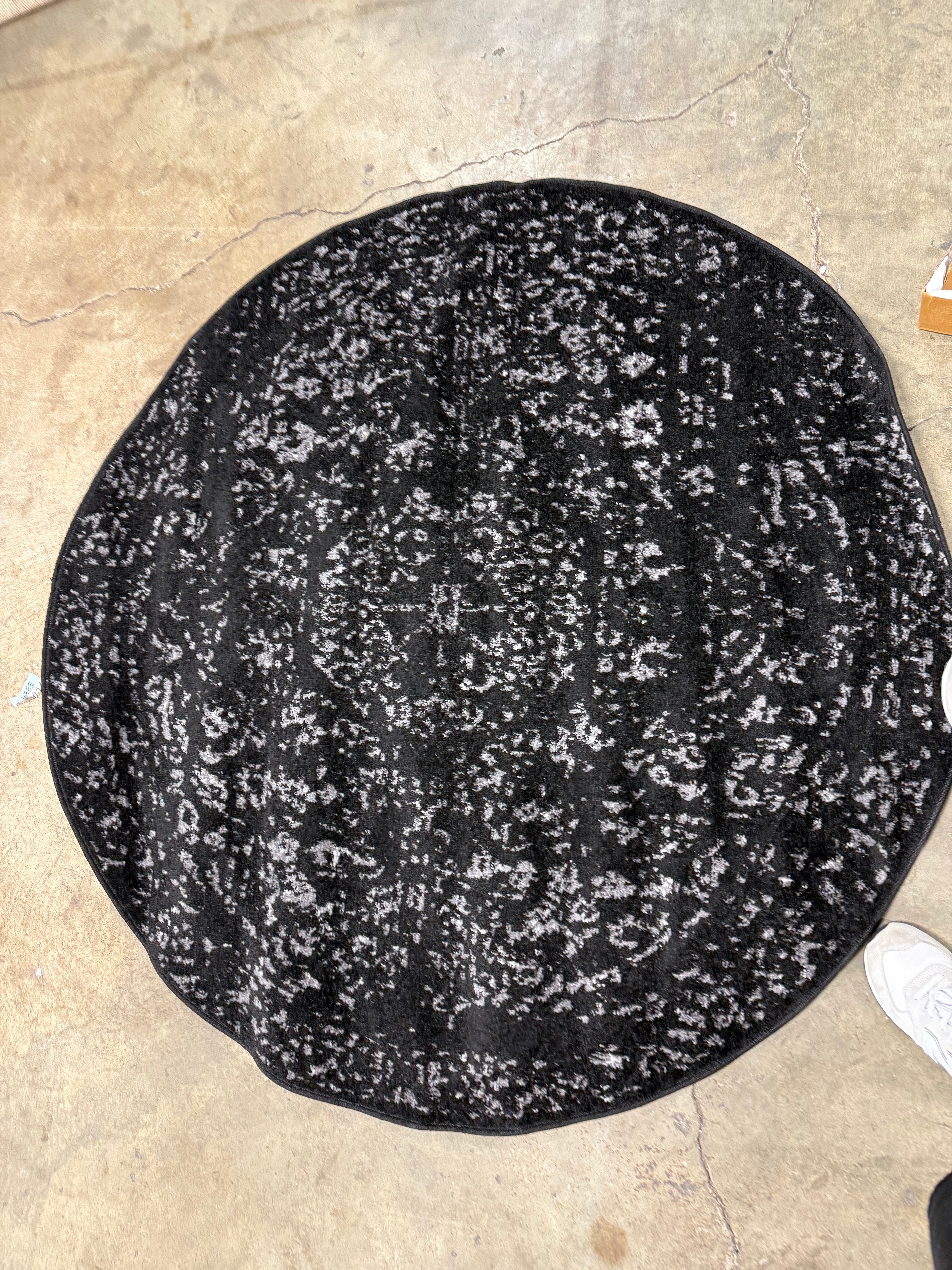 Vintage Arlena Area Rug 5' Round