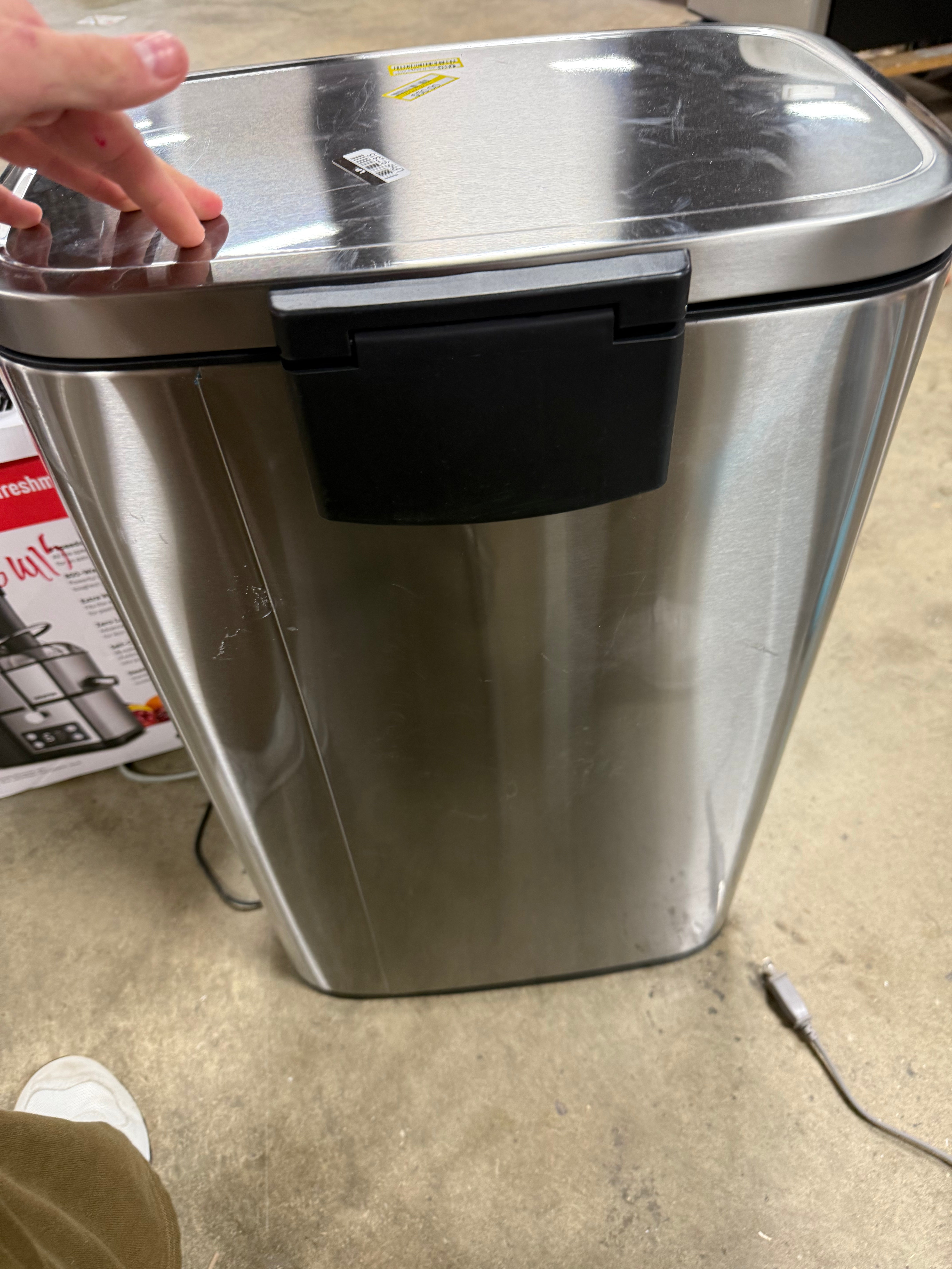 D Shape Step Trash Can - Stainless Steel, Kitchen Garbage Can, Smooth Finish, Indoor Use