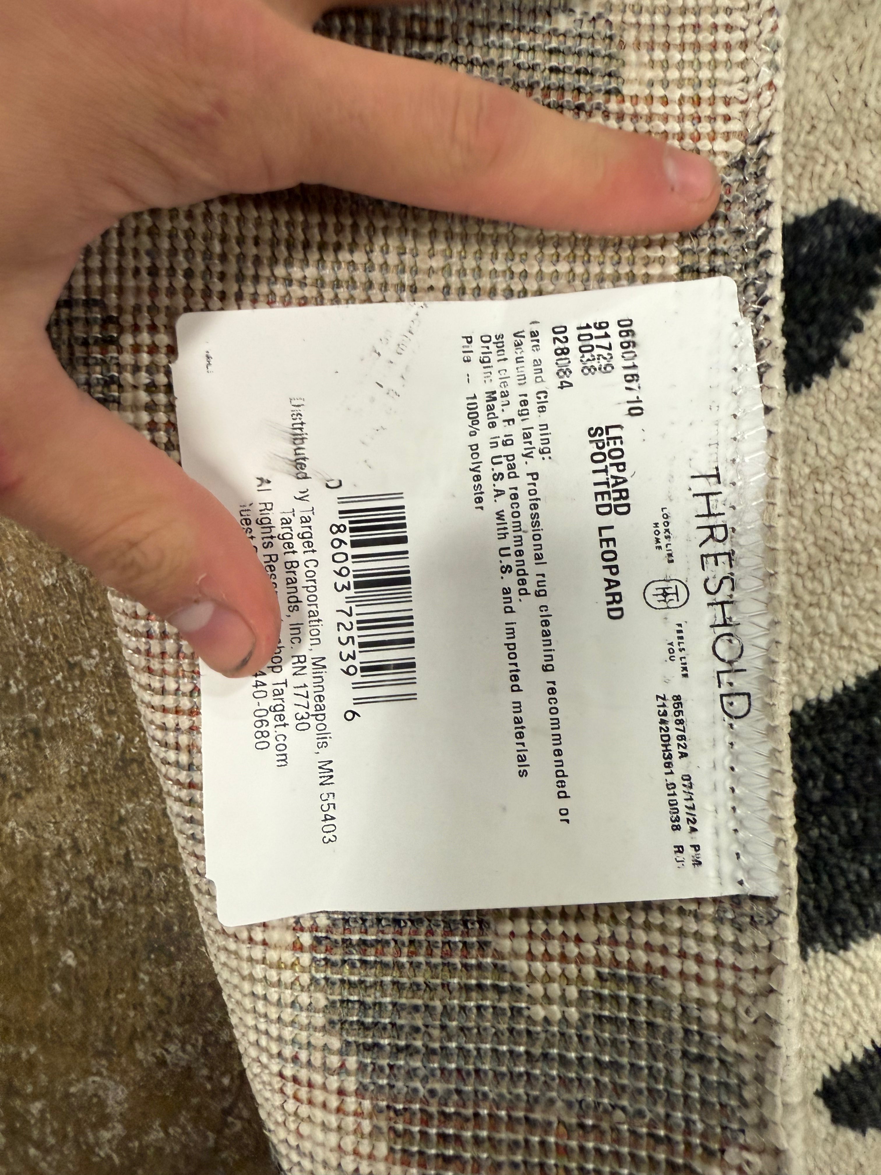 Daffodil Leopard Print Woven Rug 2'4"x7