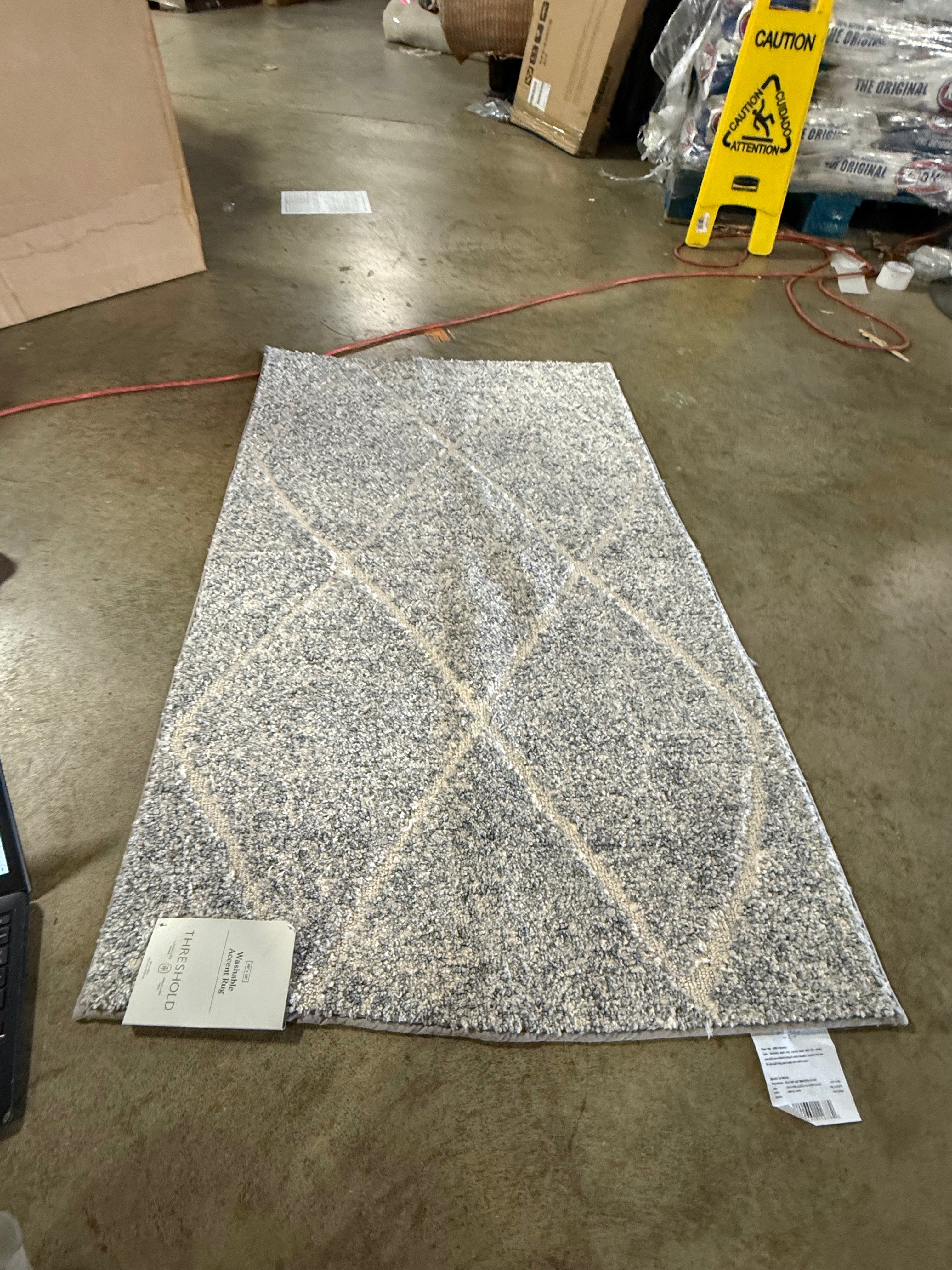 Washable Criss Cross Easy Care Rug - 2'6"x4'