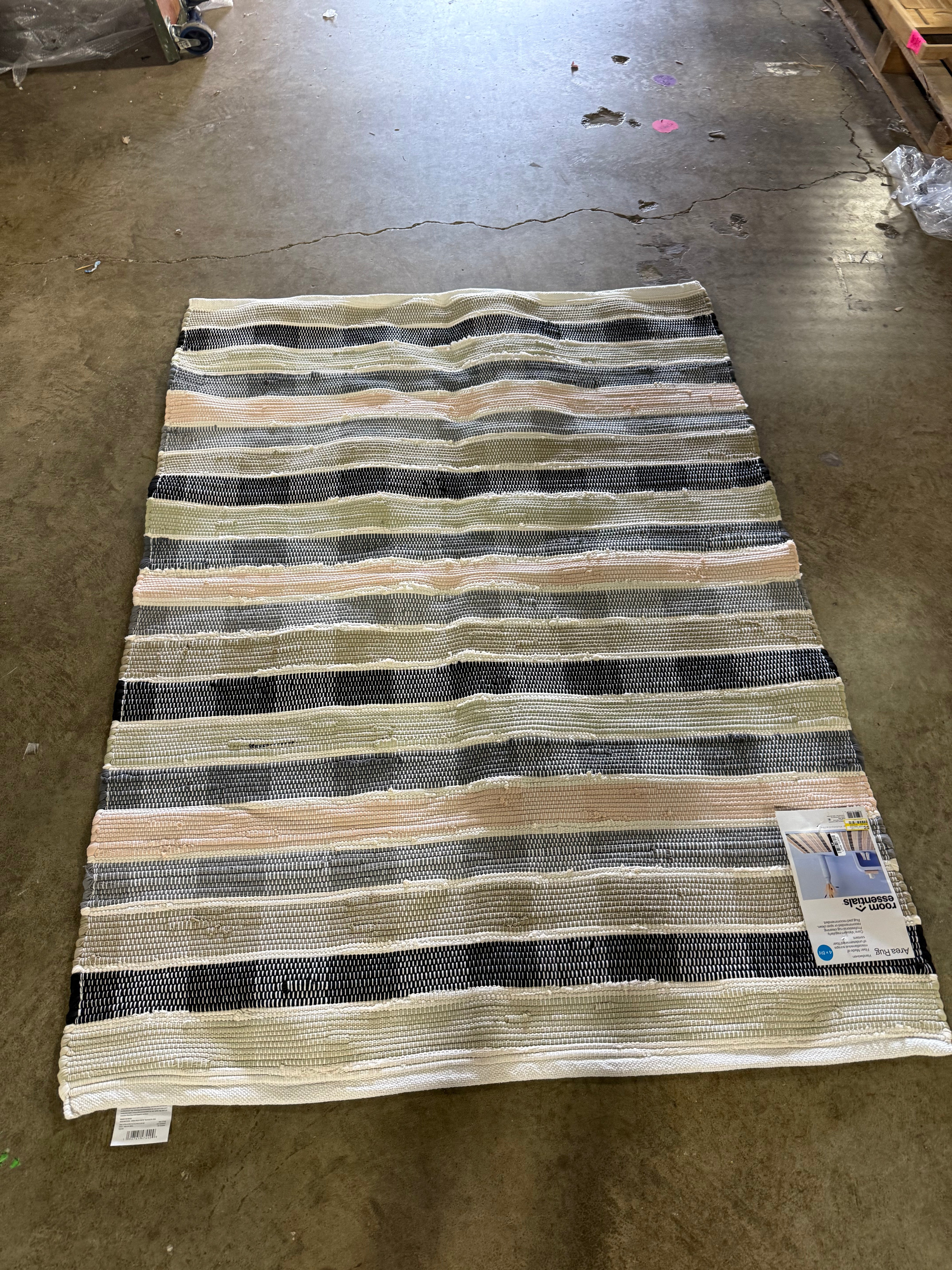 Check Striped Chindi Handwoven Area Rug 4'x5'6"