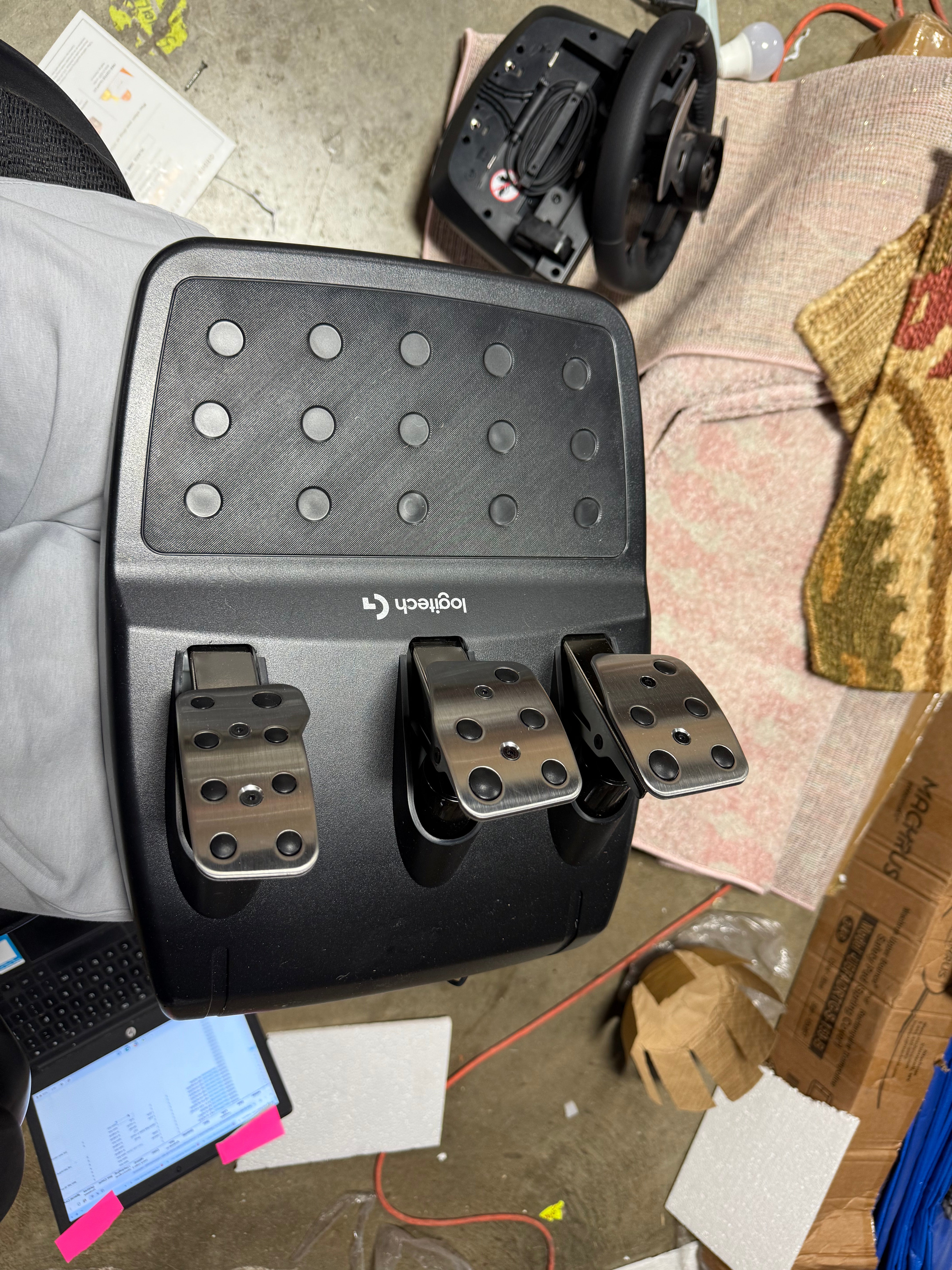 Driving Force Racing Wheel for Xbox One/PC