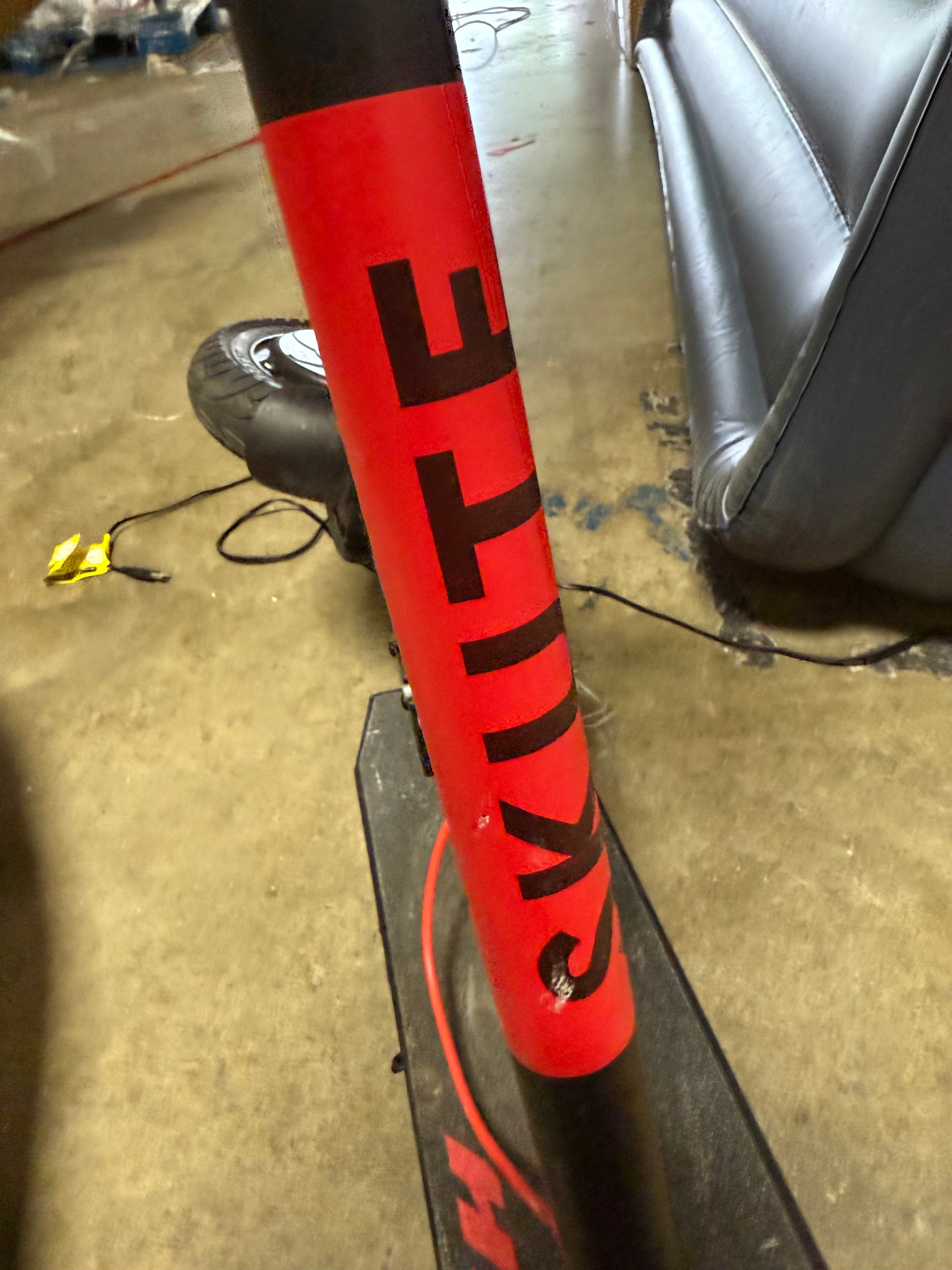 Skute Folding Electric Scooter Lithium Battery Powered Scooter - Black/Red: Aluminum Frame