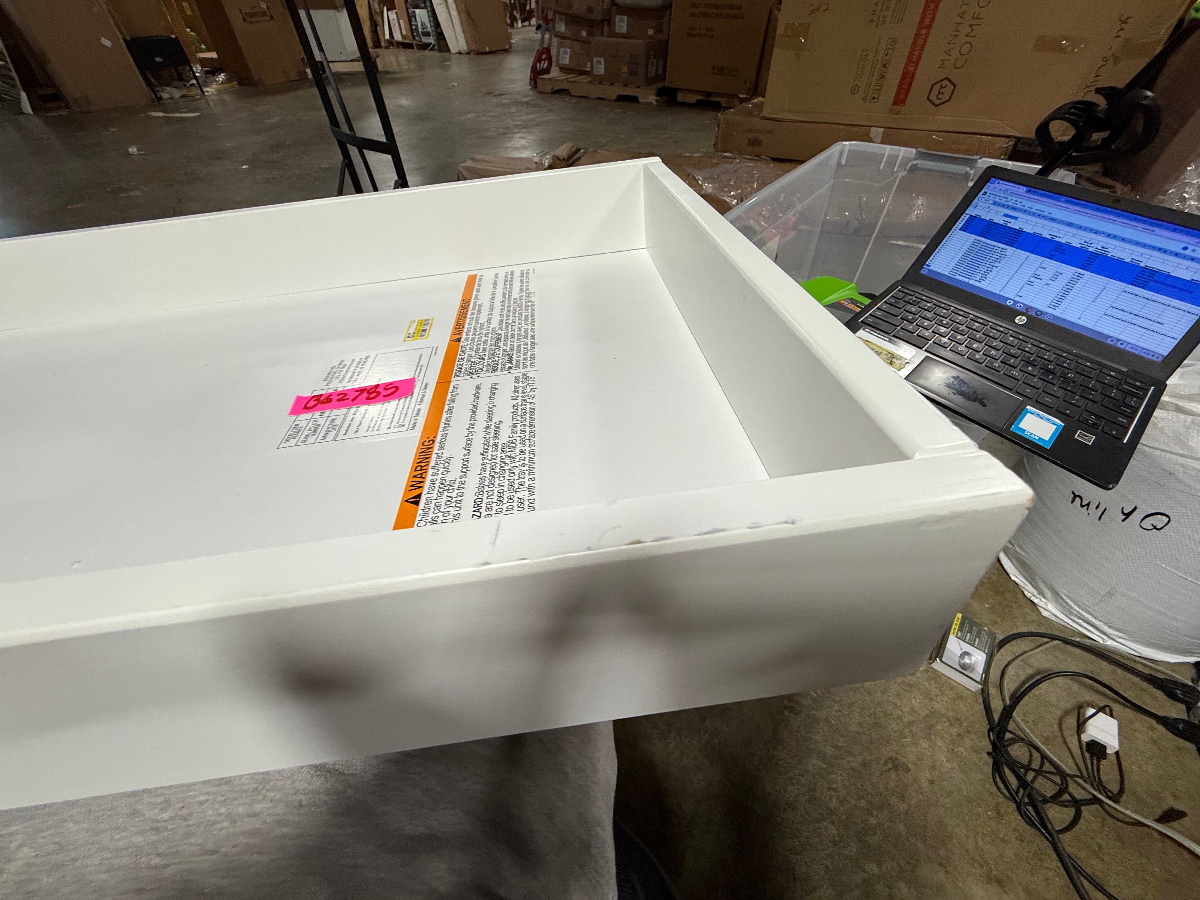 Universal Wide Removable Changing Tray